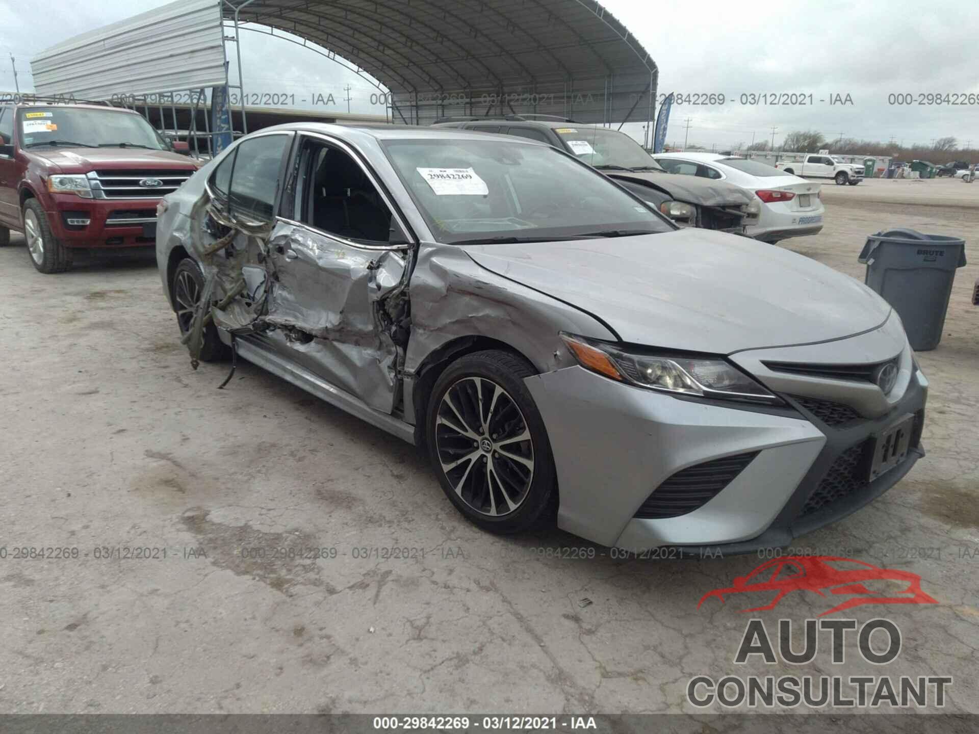 TOYOTA CAMRY 2020 - 4T1G11AK2LU300908
