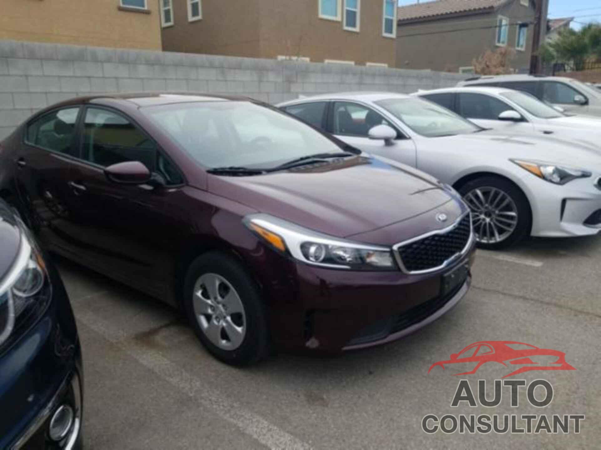 KIA FORTE 2018 - 3KPFK4A74JE211993