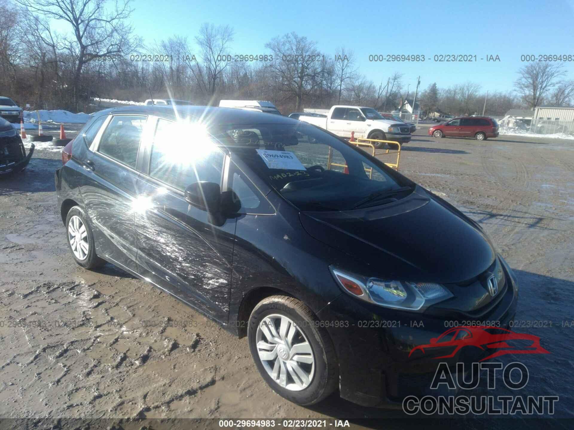 HONDA FIT 2016 - JHMGK5H51GX016570