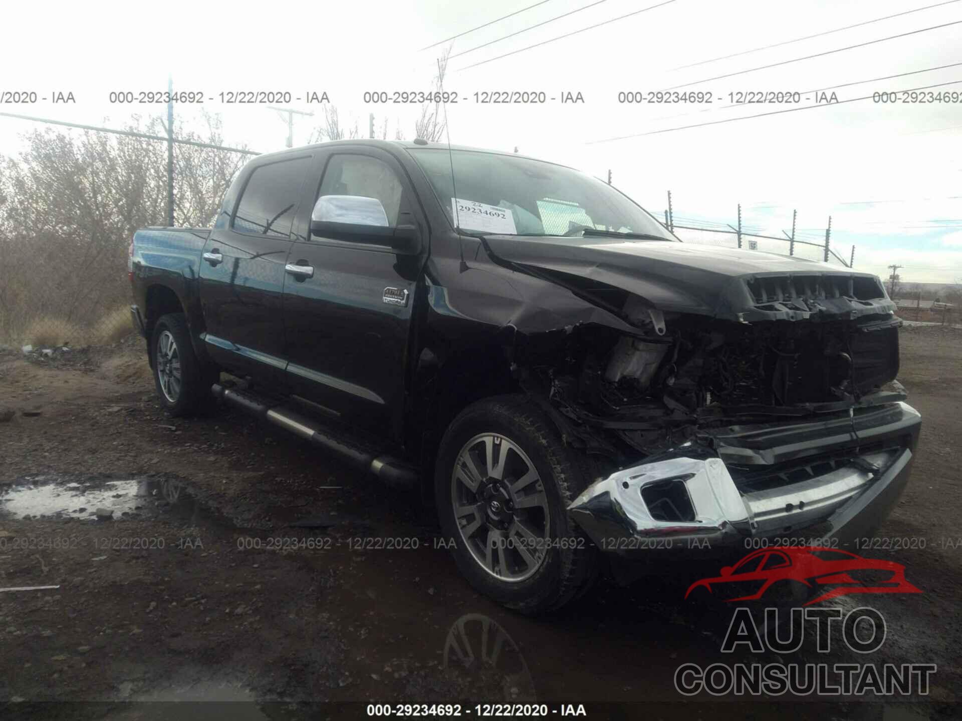 TOYOTA TUNDRA 4WD 2018 - 5TFAW5F17JX683579