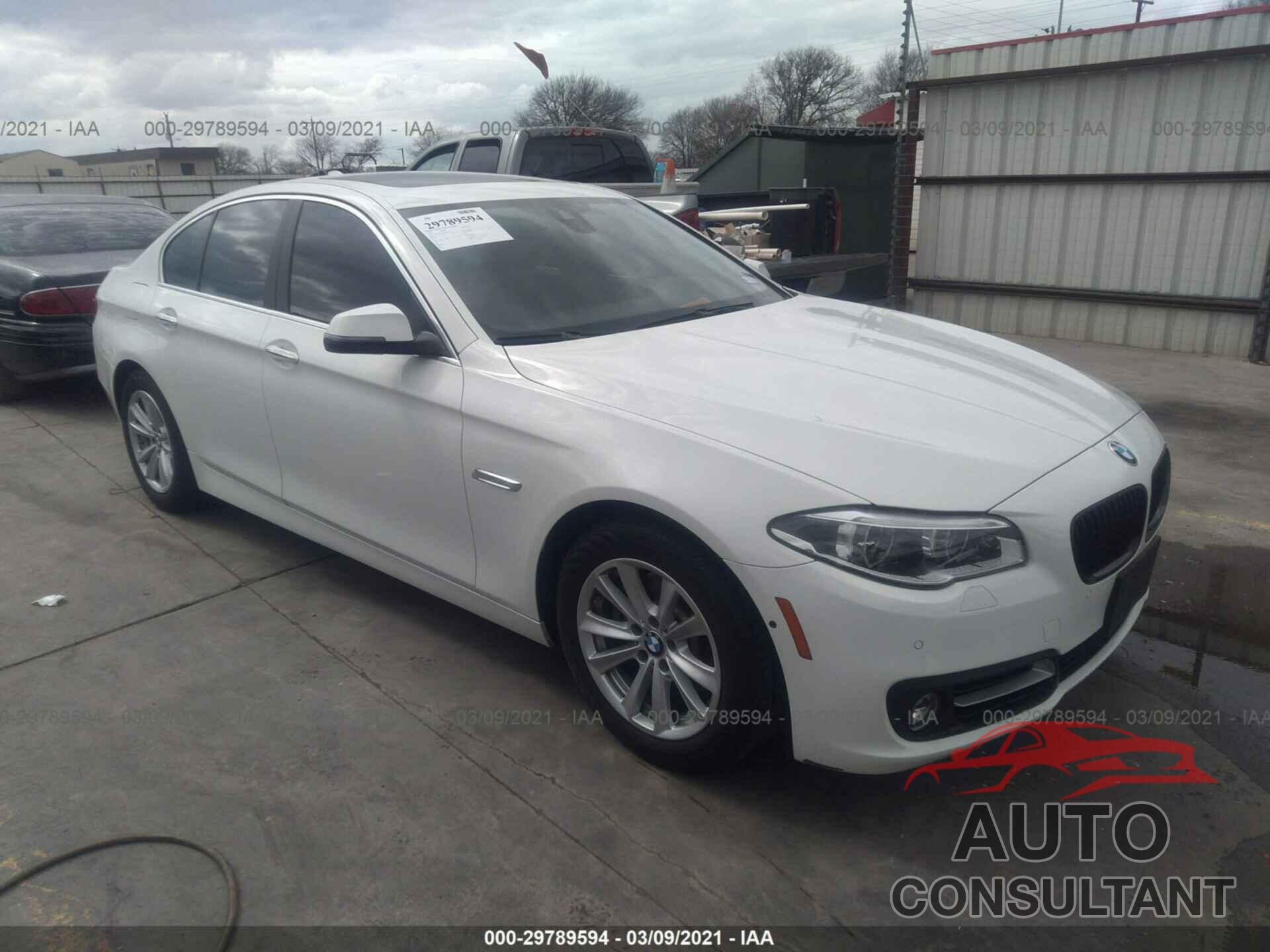 BMW 5 SERIES 2016 - WBA5A5C54GG352326