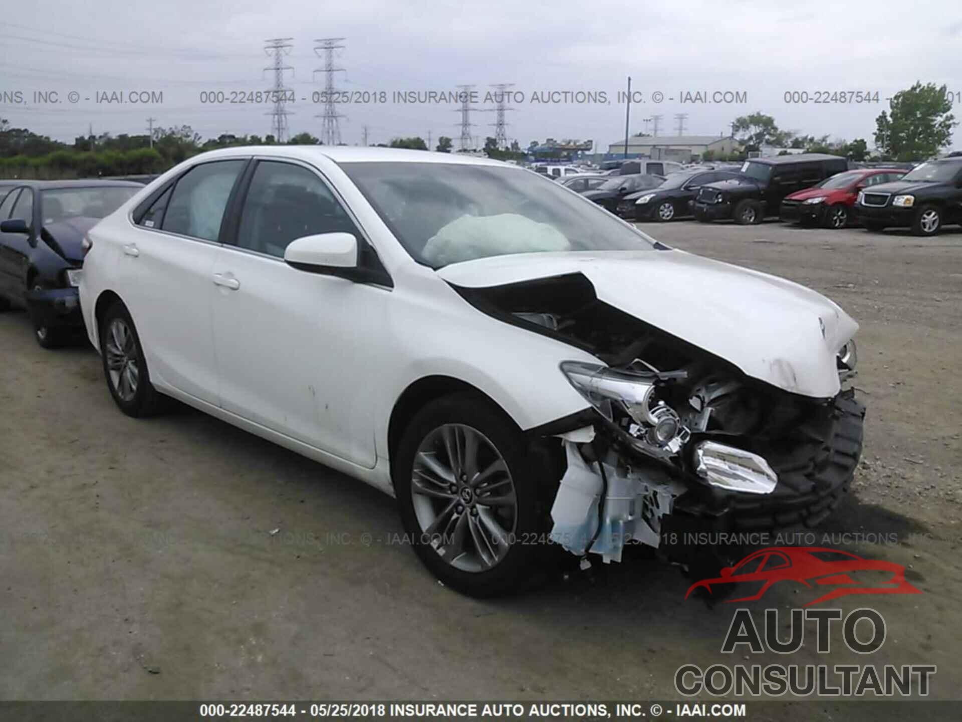 Toyota Camry 2015 - 4T1BF1FK5FU958229
