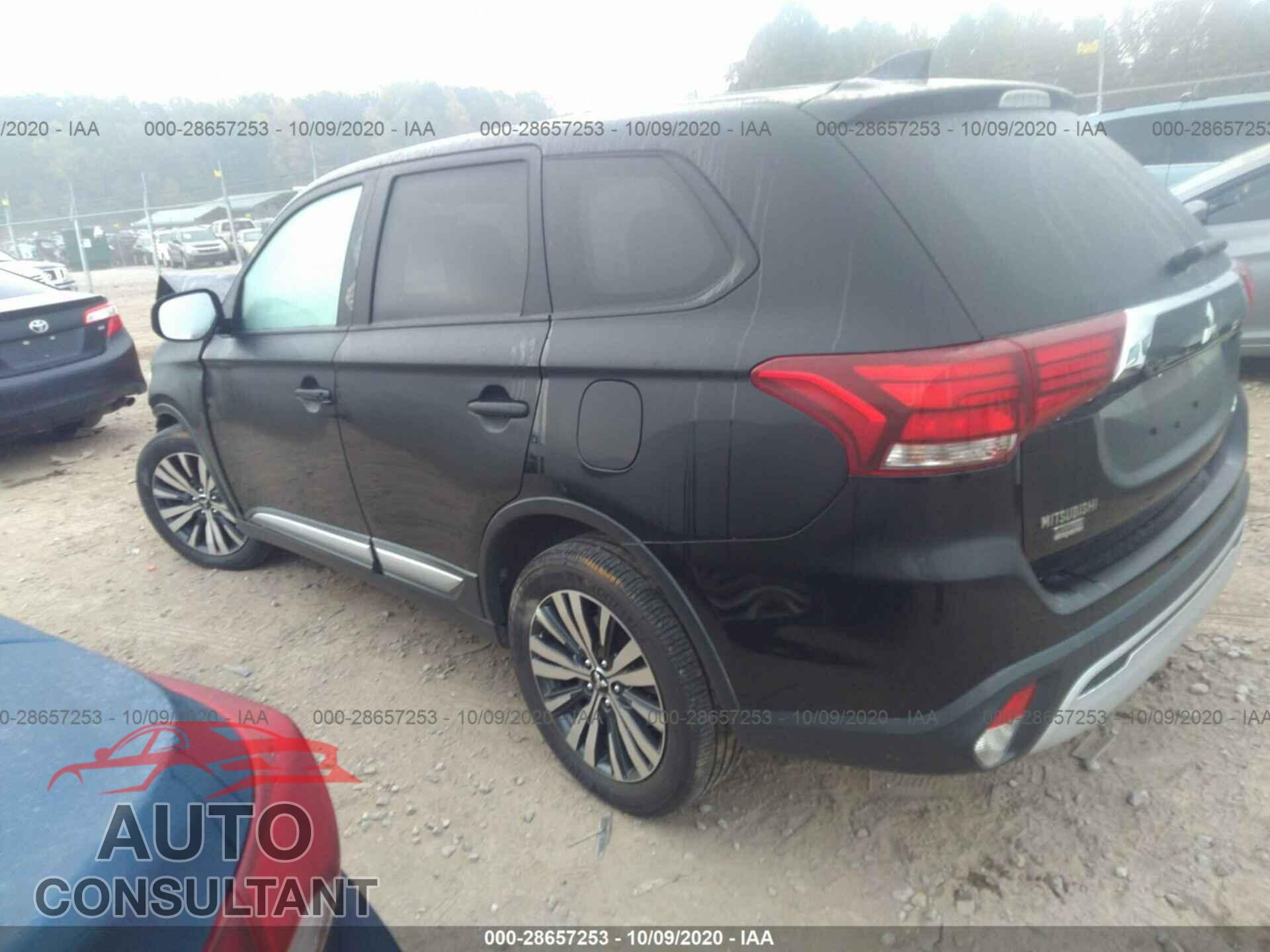MITSUBISHI OUTLANDER 2019 - JA4AD2A37KZ037567