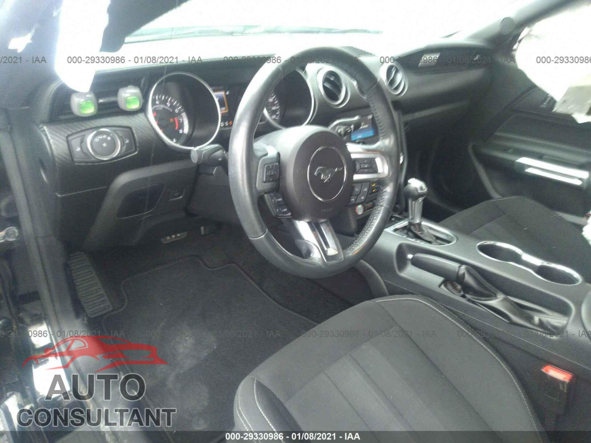 FORD MUSTANG 2018 - 1FA6P8TH2J5120222