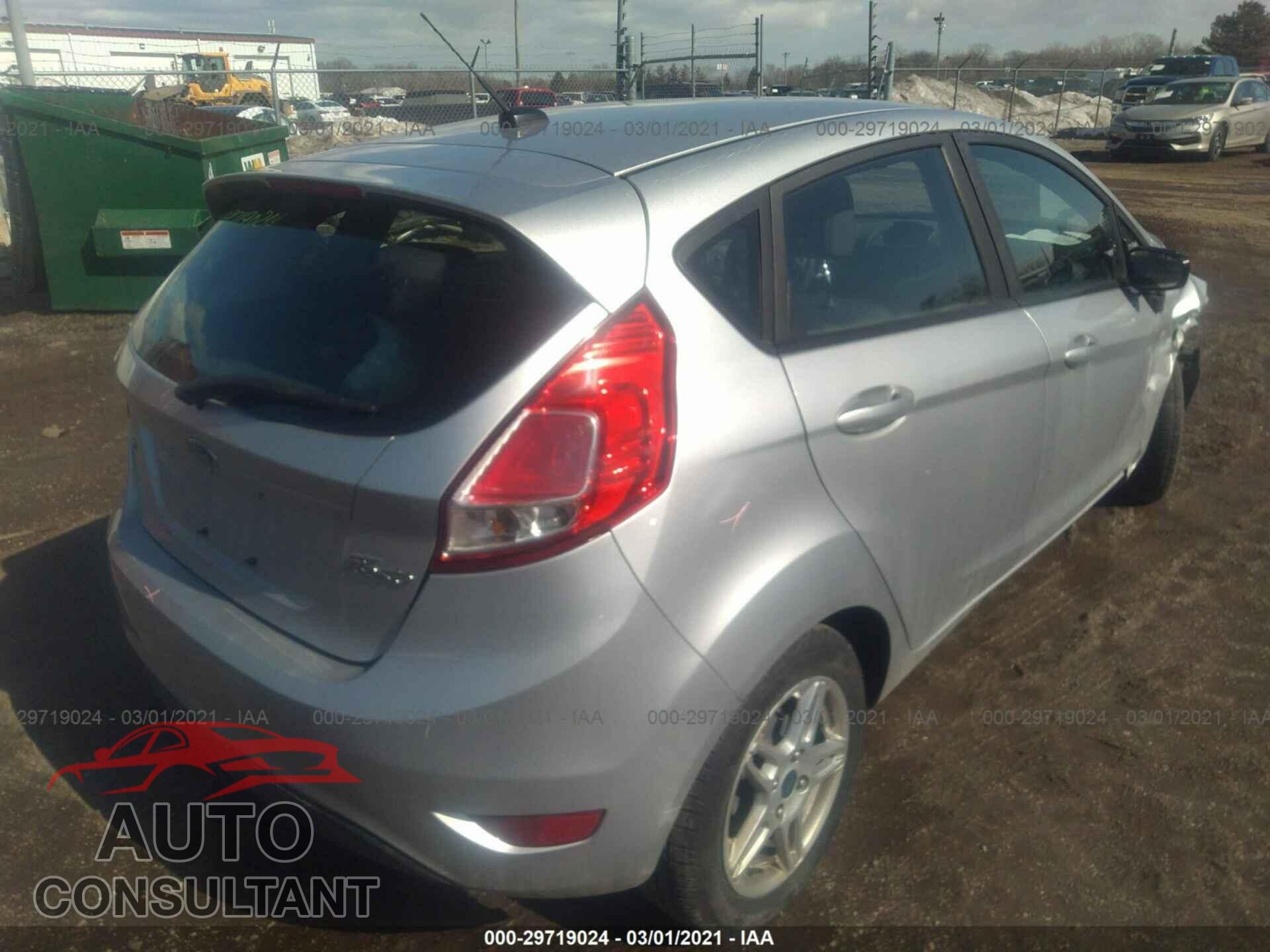 FORD FIESTA 2017 - 3FADP4EJ9HM135496