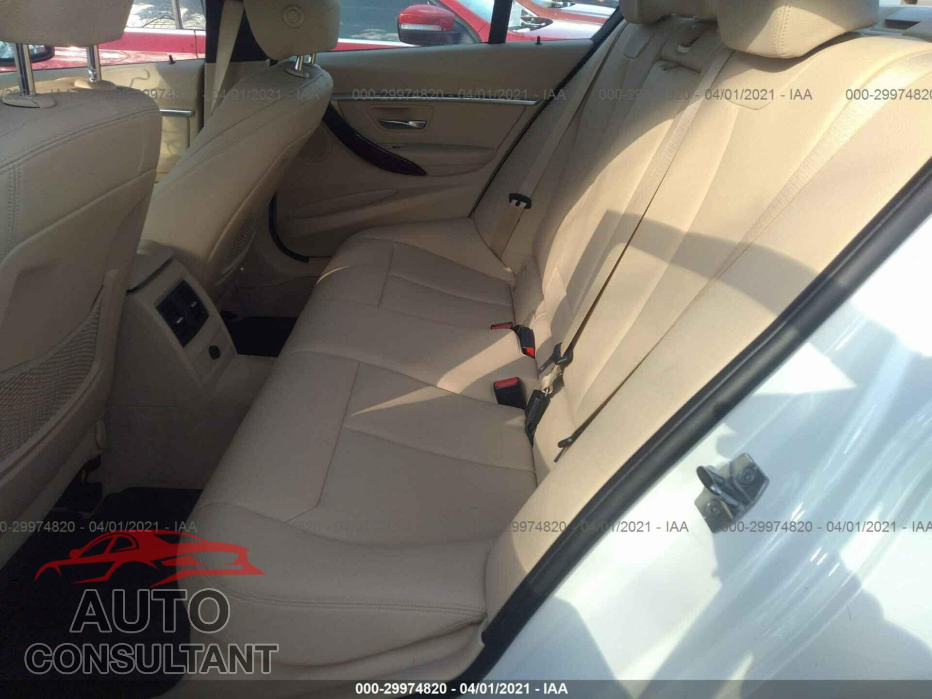 BMW 3 SERIES 2016 - WBA8E3G52GNU05455