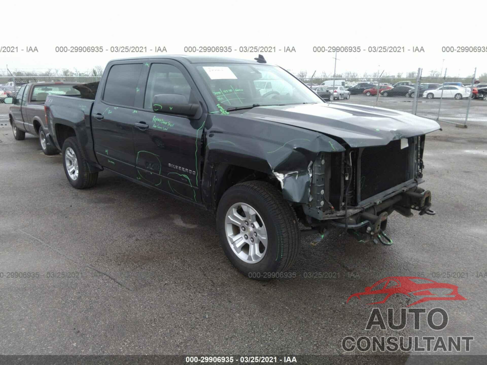 CHEVROLET SILVERADO 1500 2018 - 3GCUKREC0JG466253