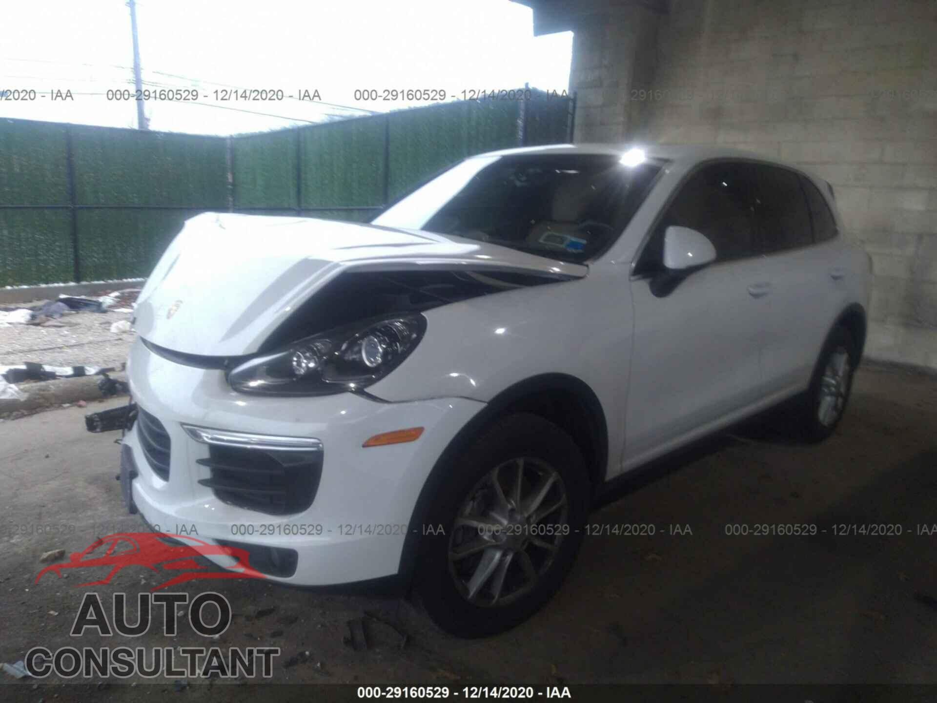PORSCHE CAYENNE 2016 - WP1AA2A27GLA02560