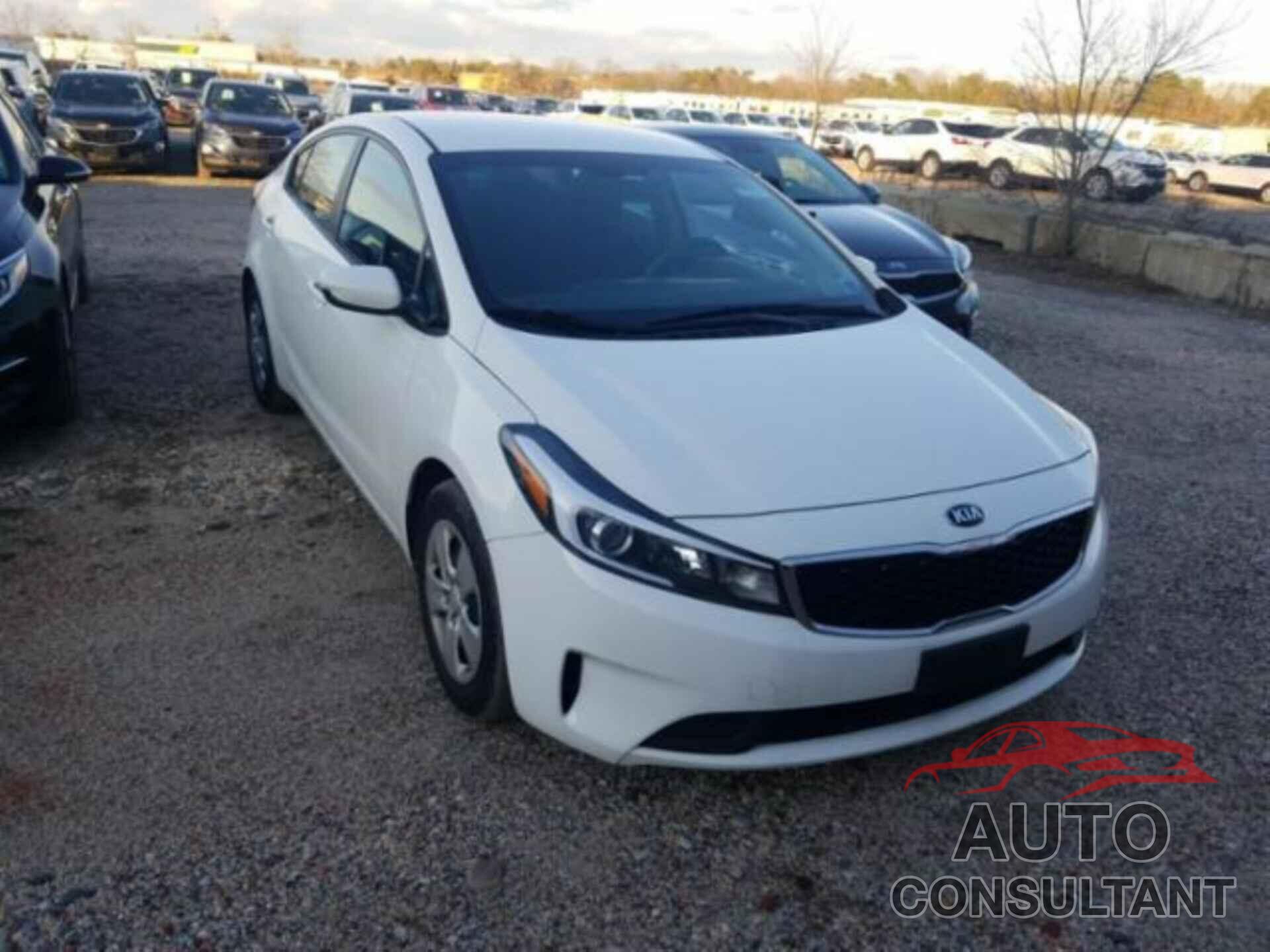 KIA FORTE 2018 - 3KPFK4A77JE213849