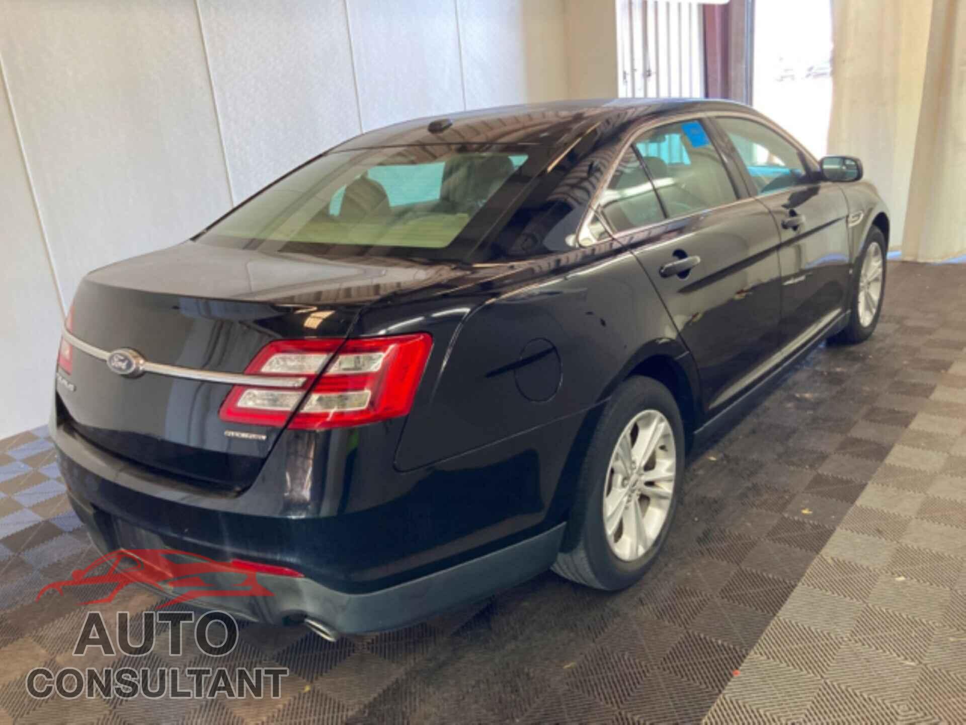 FORD TAURUS 2017 - 1FAHP2D80HG123994
