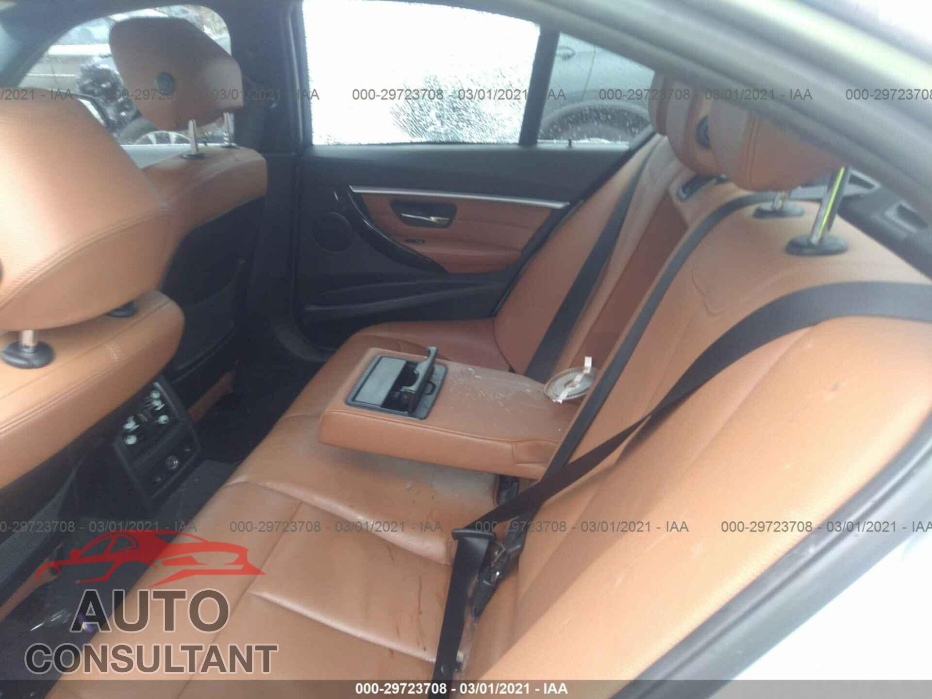 BMW 3 SERIES 2016 - WBA8E3G52GNU02281