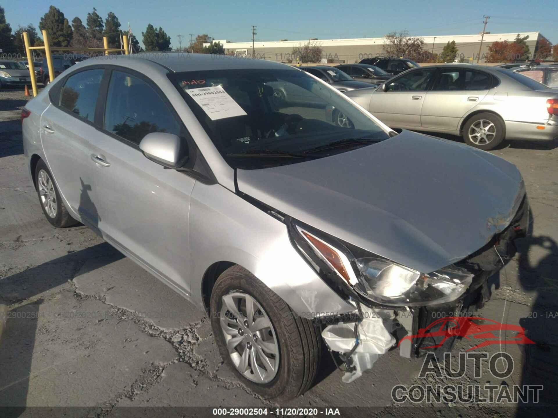 HYUNDAI ACCENT 2018 - 3KPC24A3XJE005951