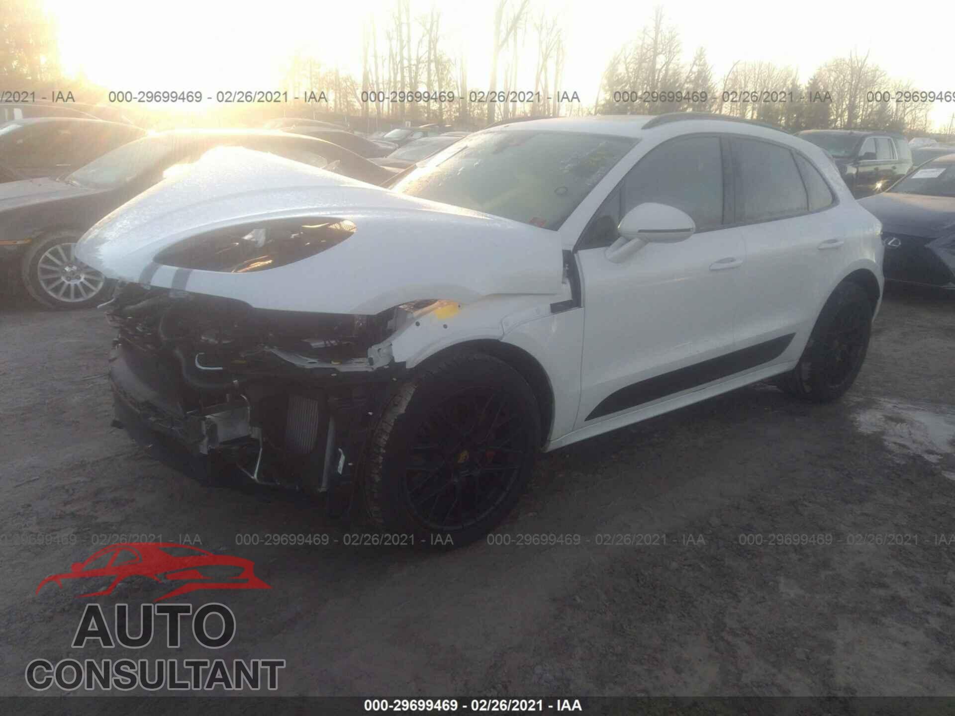 PORSCHE MACAN 2018 - WP1AG2A57JLB65709