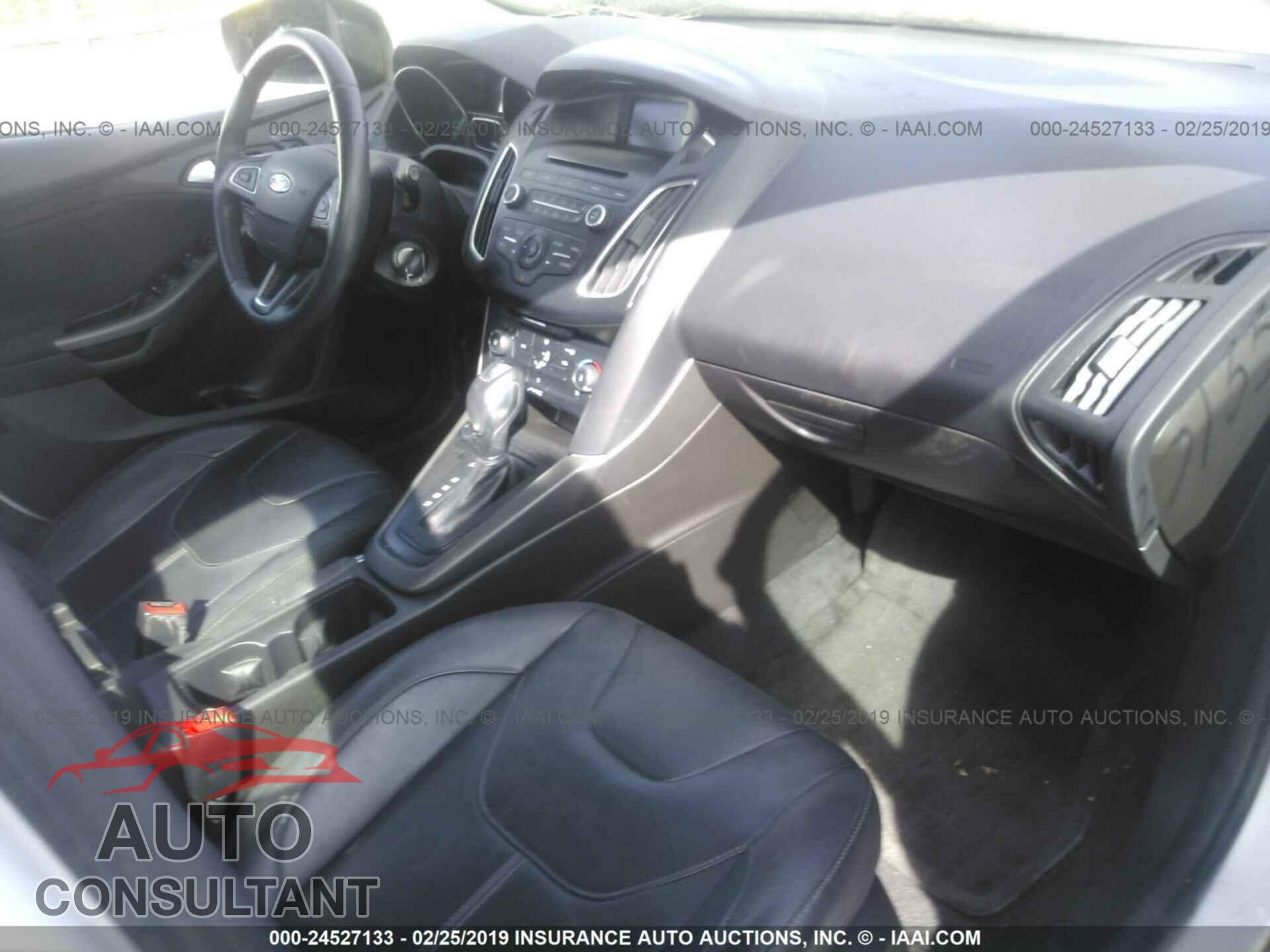 FORD FOCUS 2016 - 1FADP3K2XGL339618