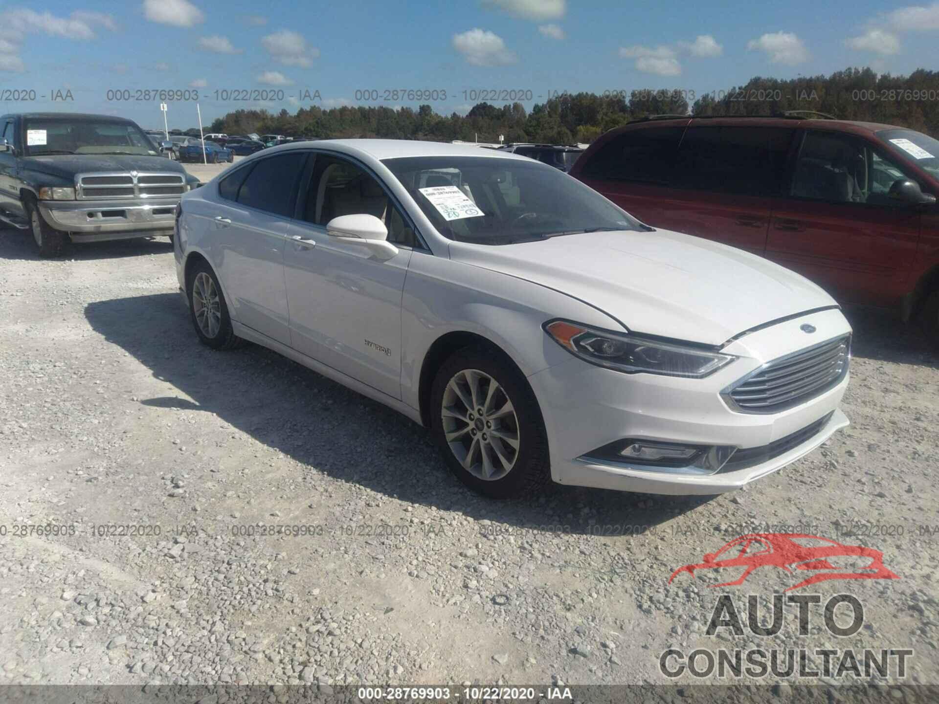 FORD FUSION 2017 - 3FA6P0LUXHR257110