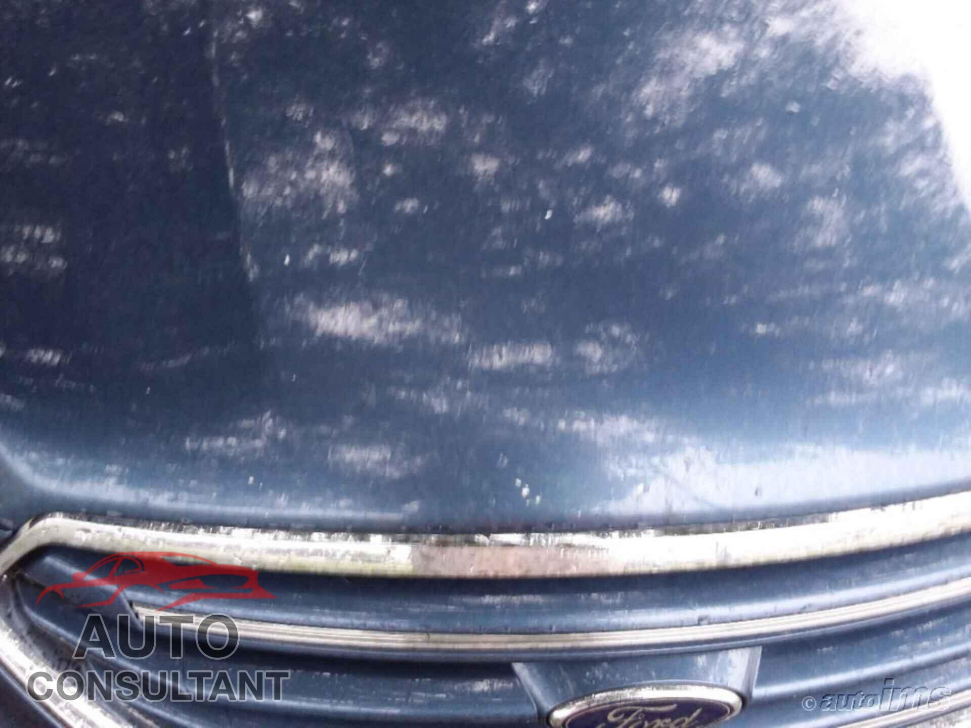 FORD TAURUS 2018 - 1FAHP2E82JG126092