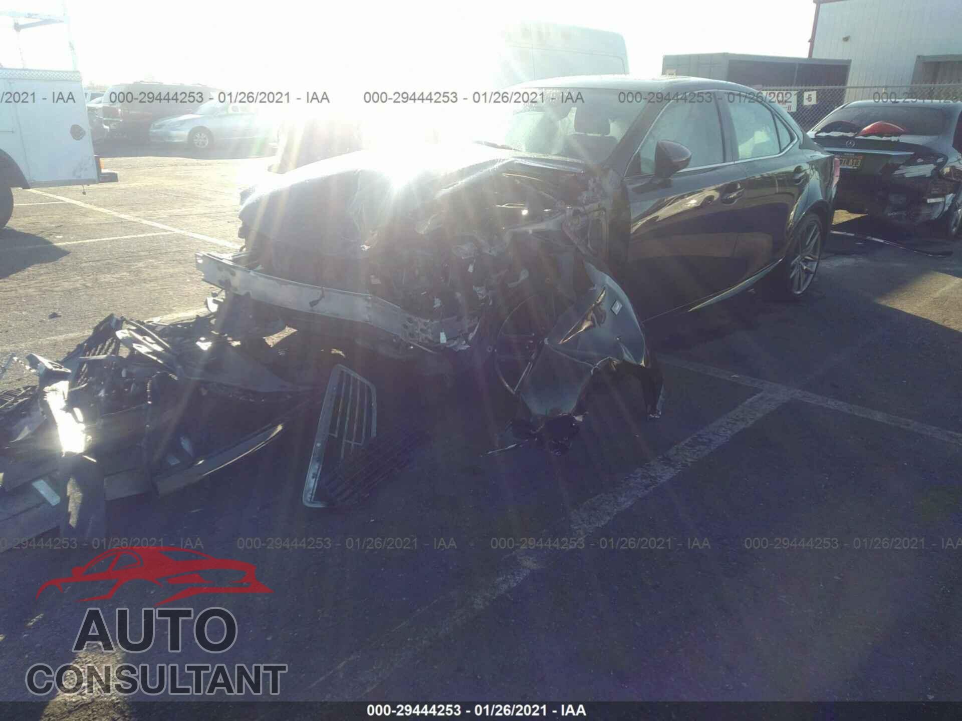 LEXUS IS 2017 - JTHBA1D25H5058612