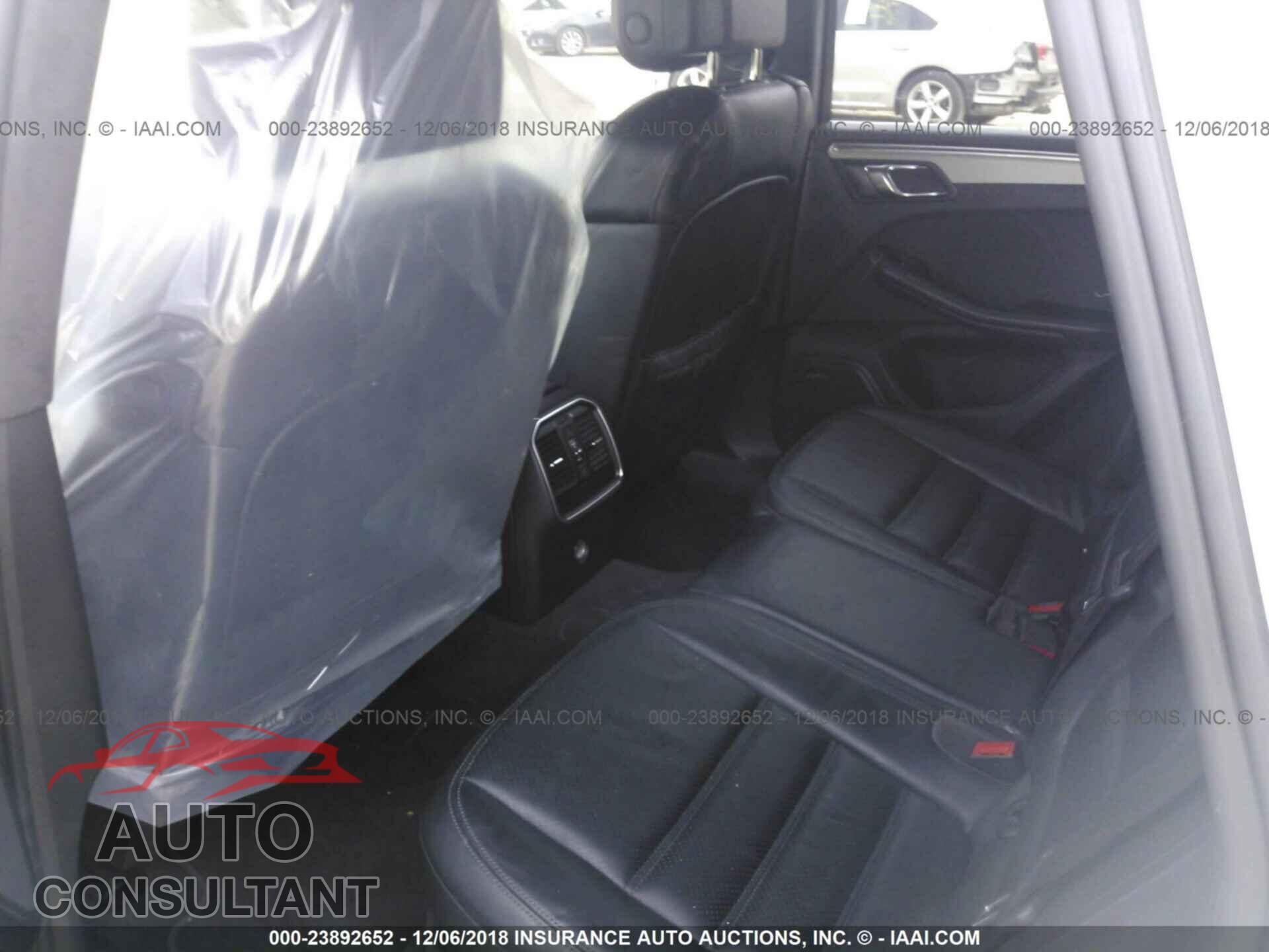 PORSCHE MACAN 2015 - WP1AF2A54FLB90464