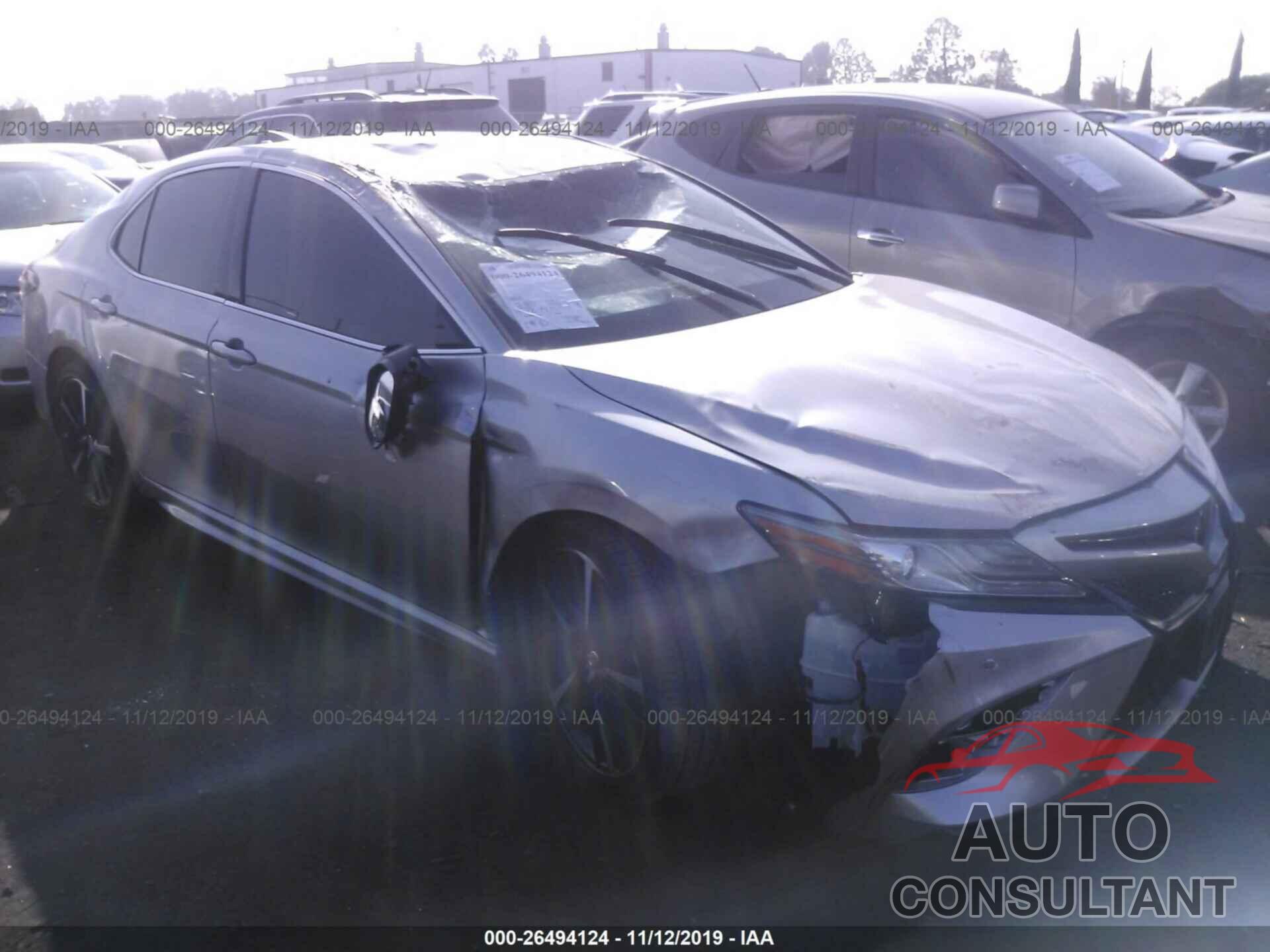 TOYOTA CAMRY 2018 - 4T1B61HK0JU088167