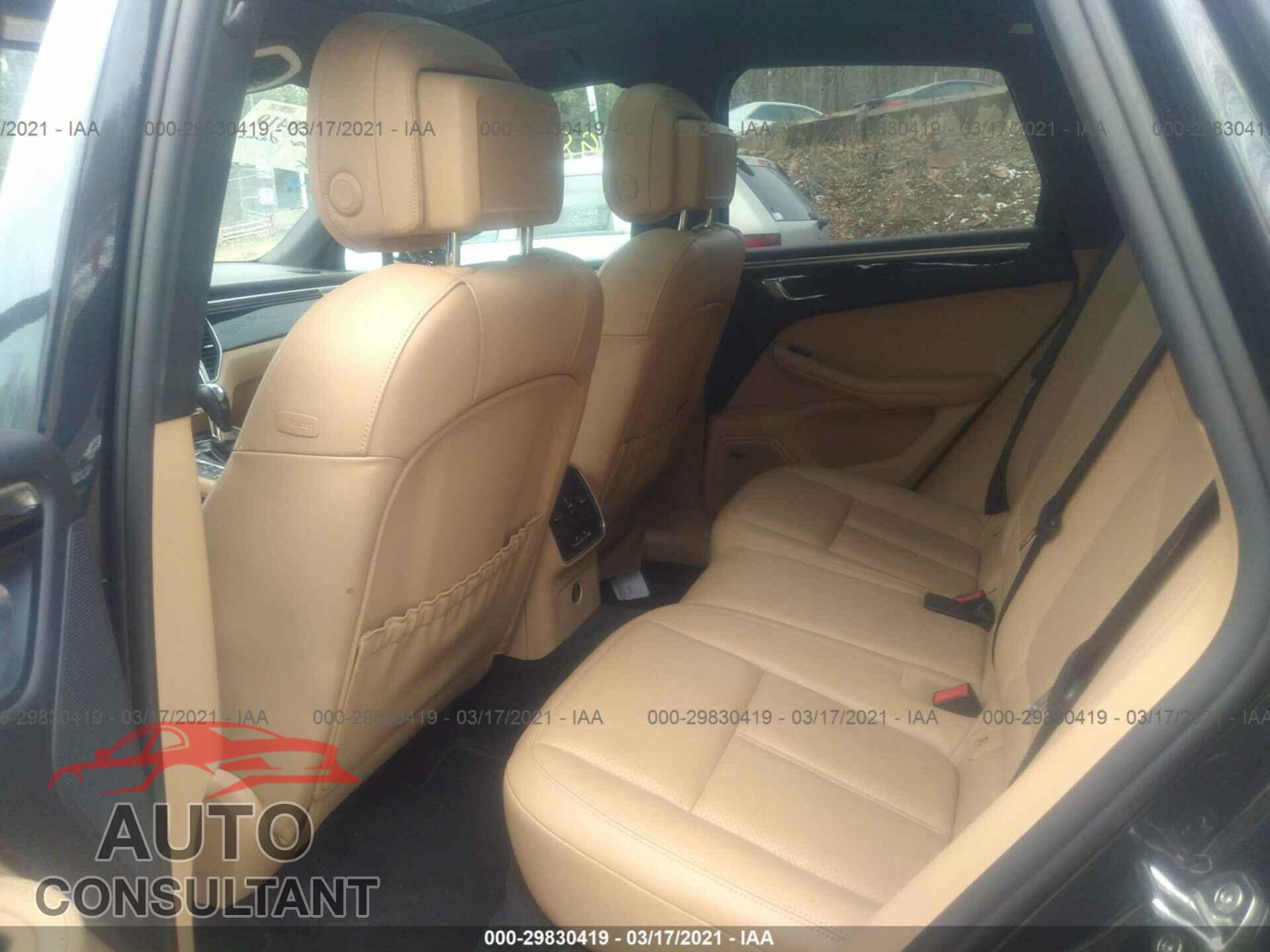 PORSCHE MACAN 2018 - WP1AA2A56JLB23081