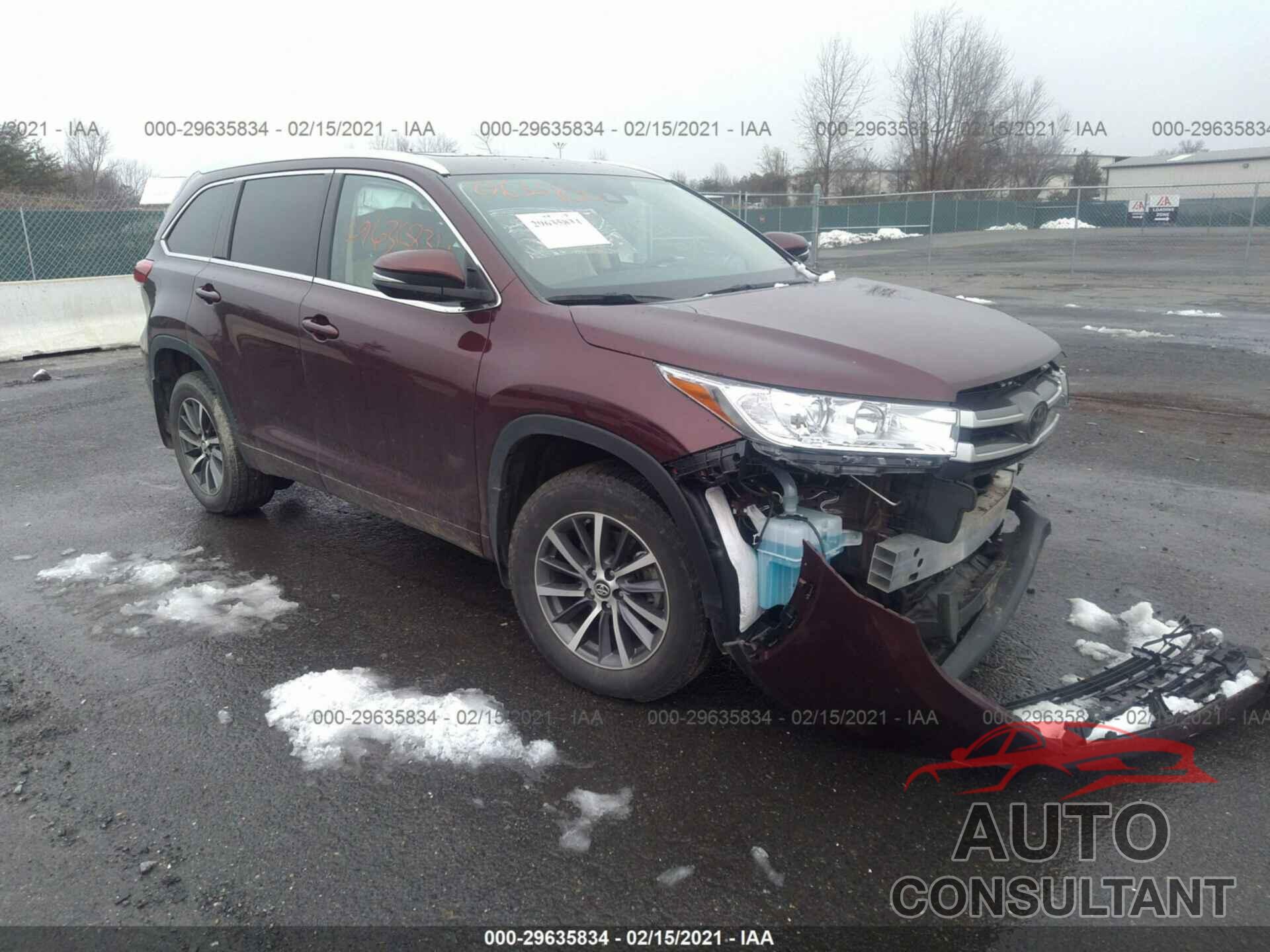 TOYOTA HIGHLANDER 2018 - 5TDJZRFH0JS909155