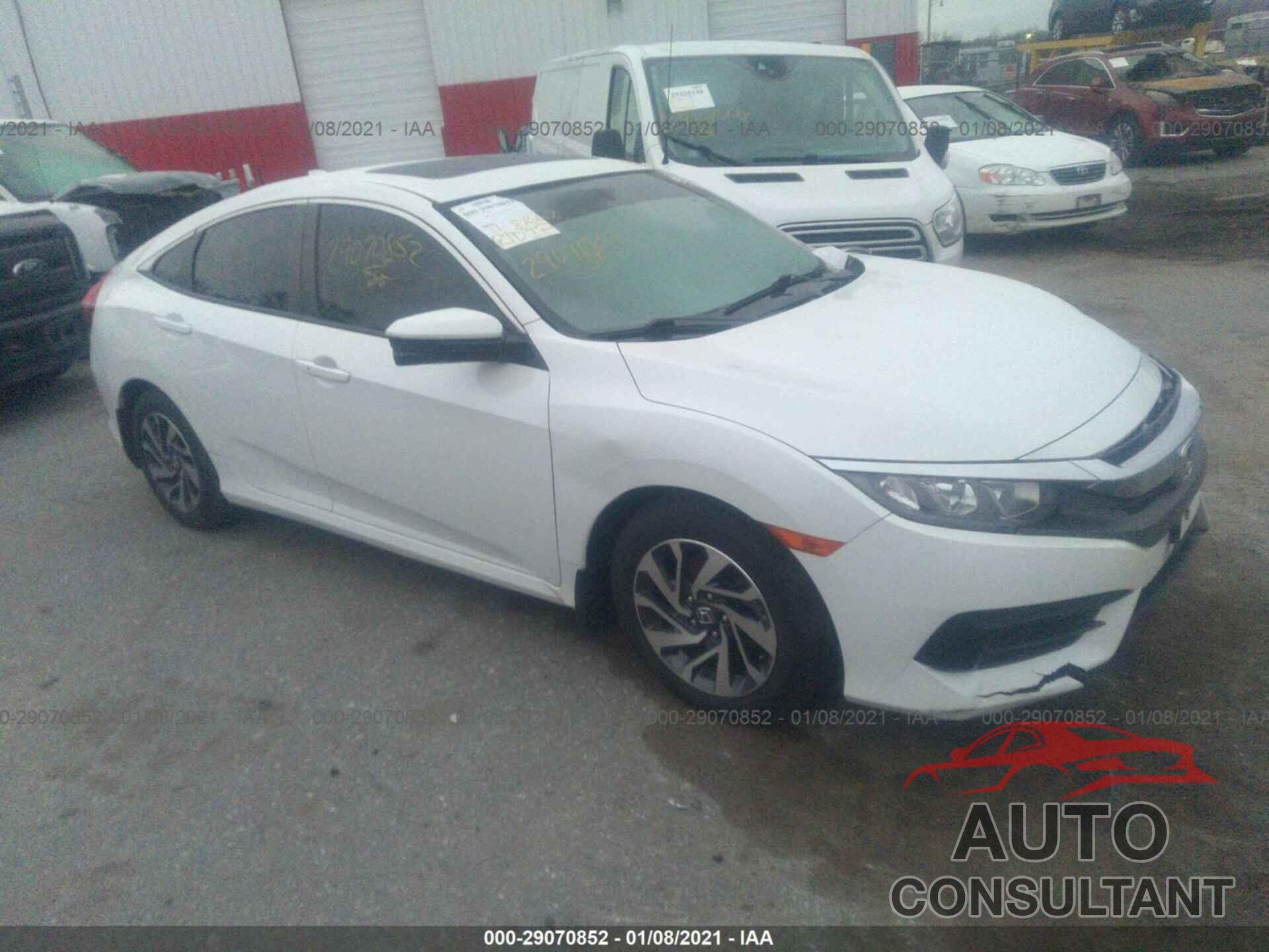 HONDA CIVIC SEDAN 2017 - 19XFC2F71HE209011