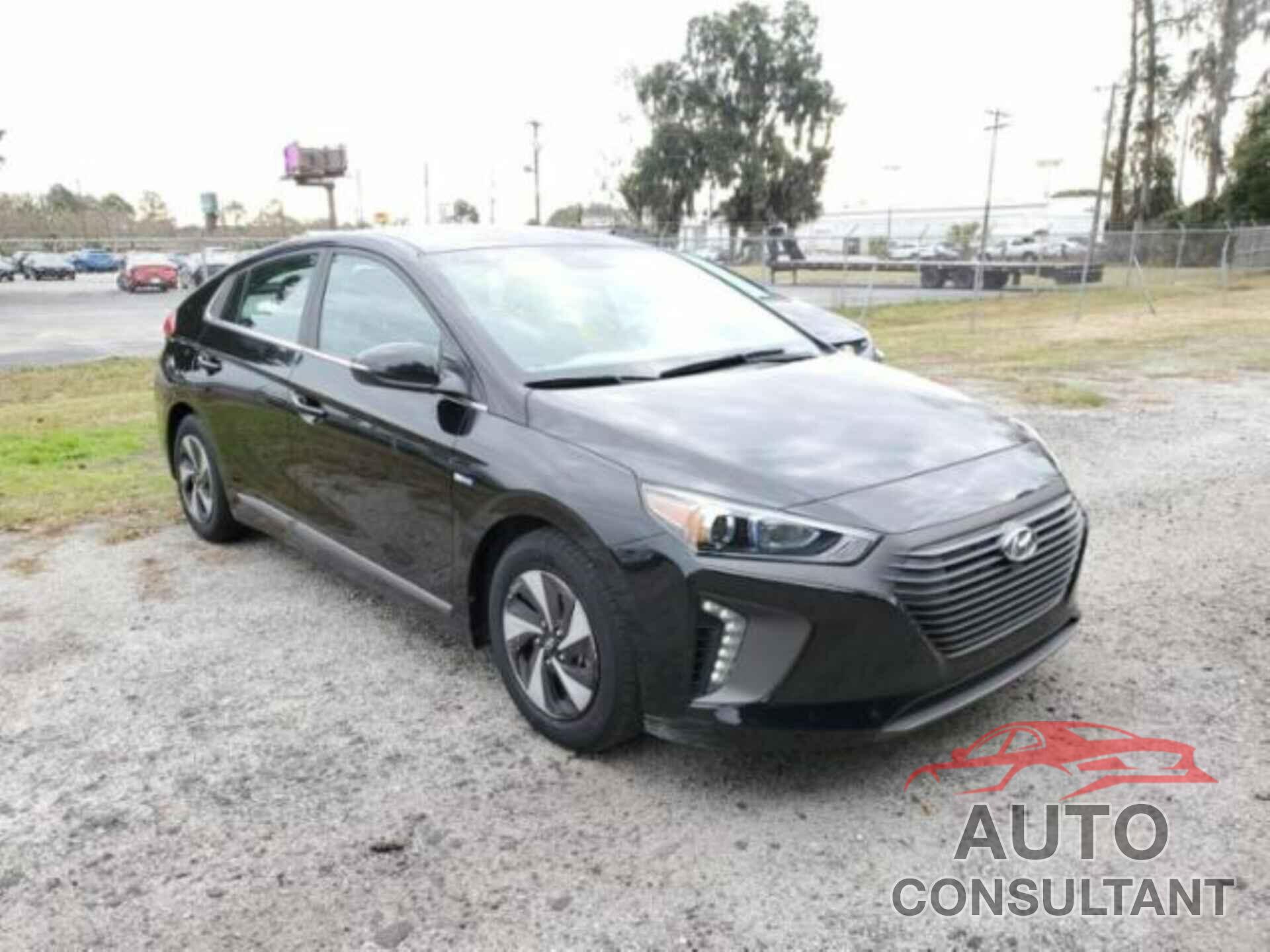 HYUNDAI IONIQ HYBRID 2018 - KMHC75LC2JU060556