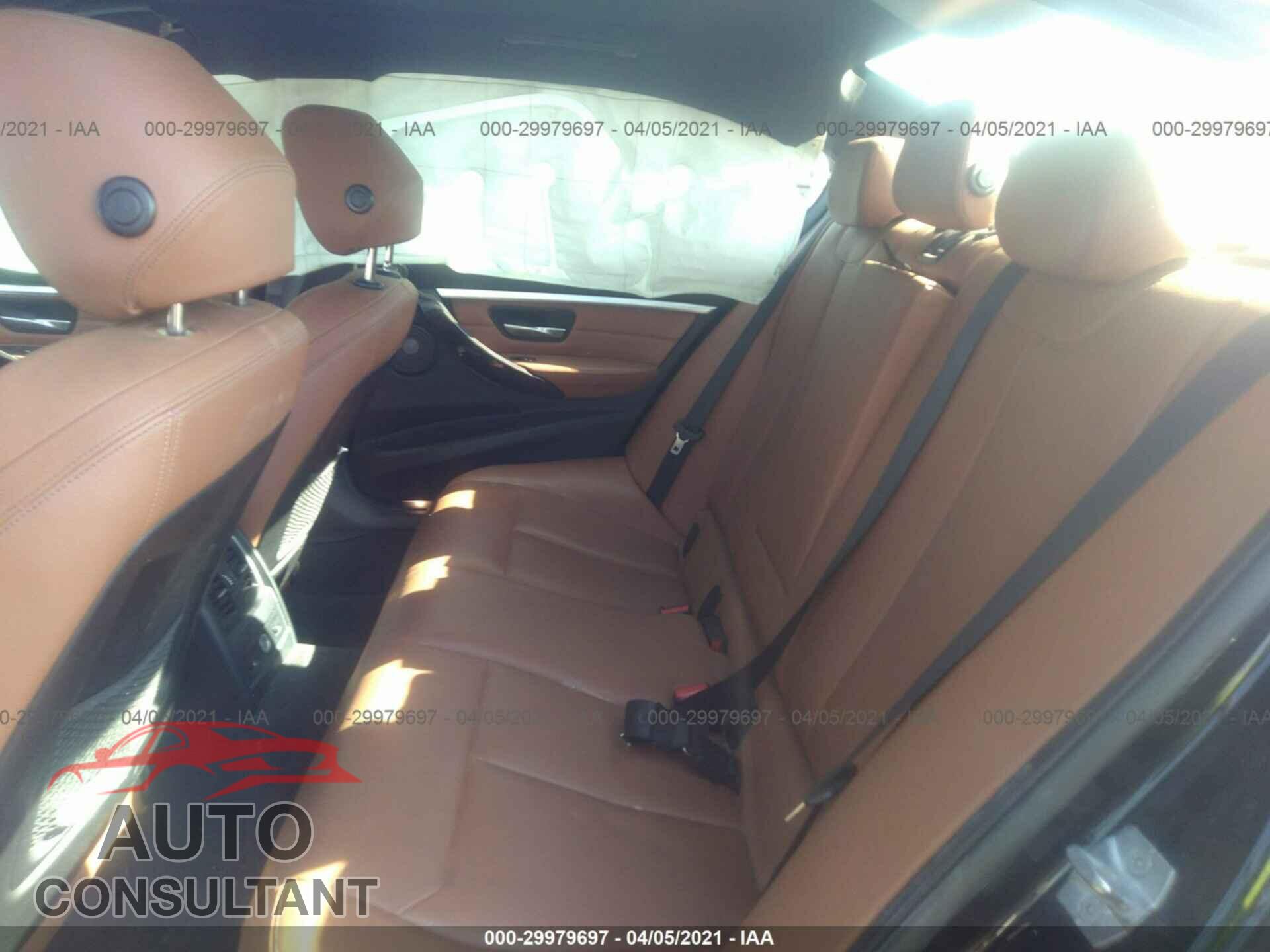 BMW 3 SERIES 2016 - WBA8E3G56GNU05586