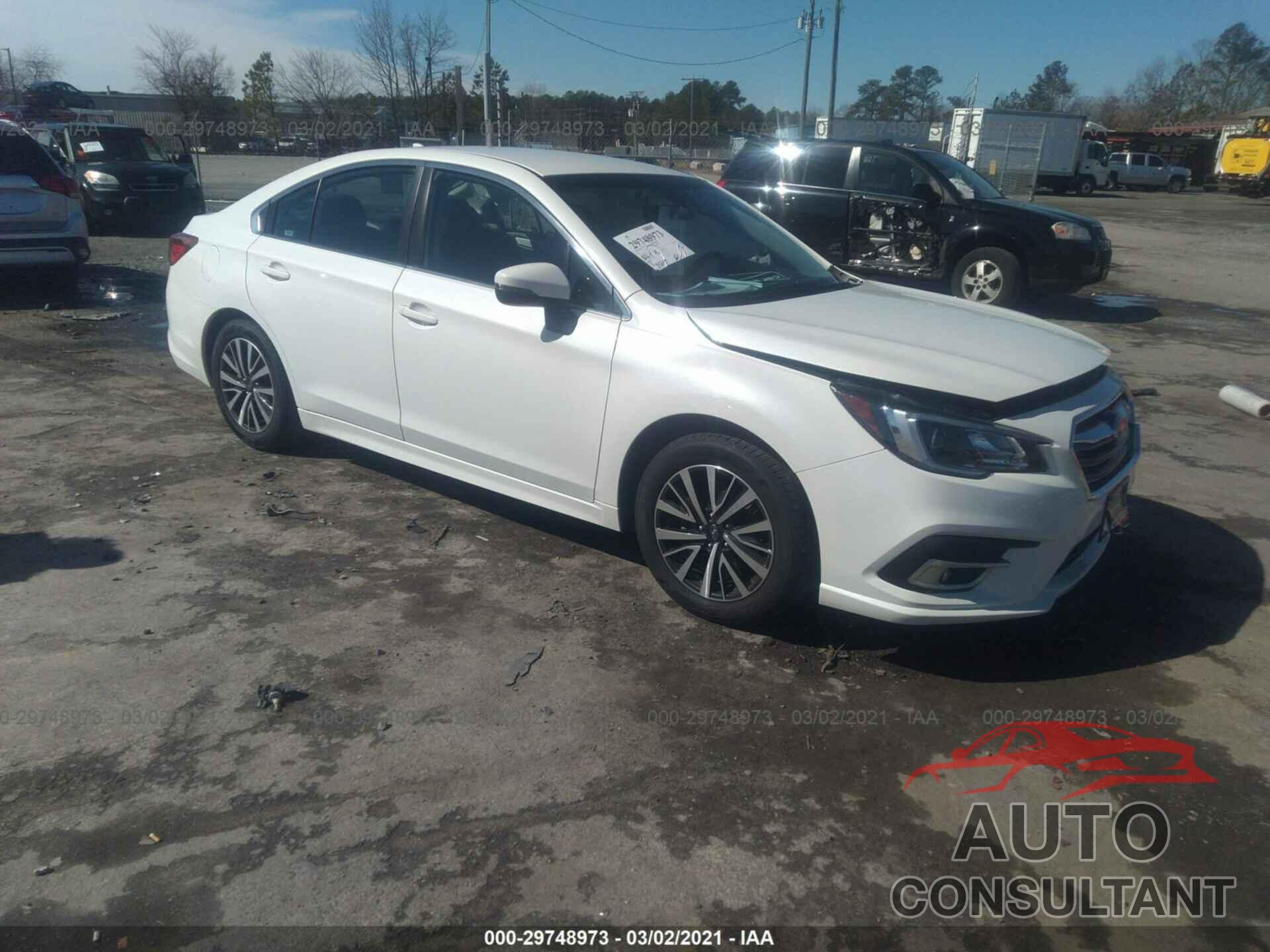 SUBARU LEGACY 2018 - 4S3BNAF62J3038003