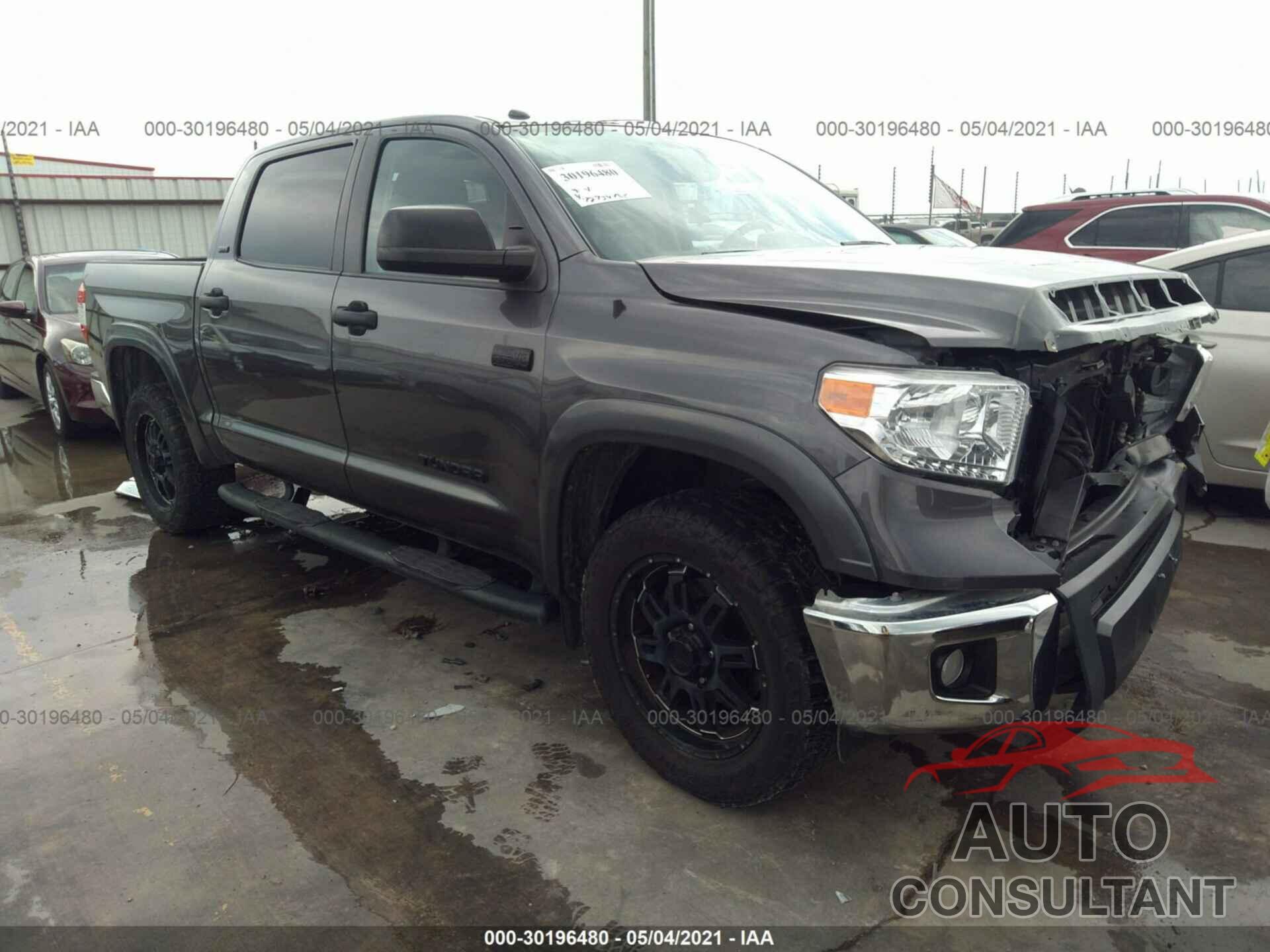 TOYOTA TUNDRA 4WD 2017 - 5TFDW5F16HX603843