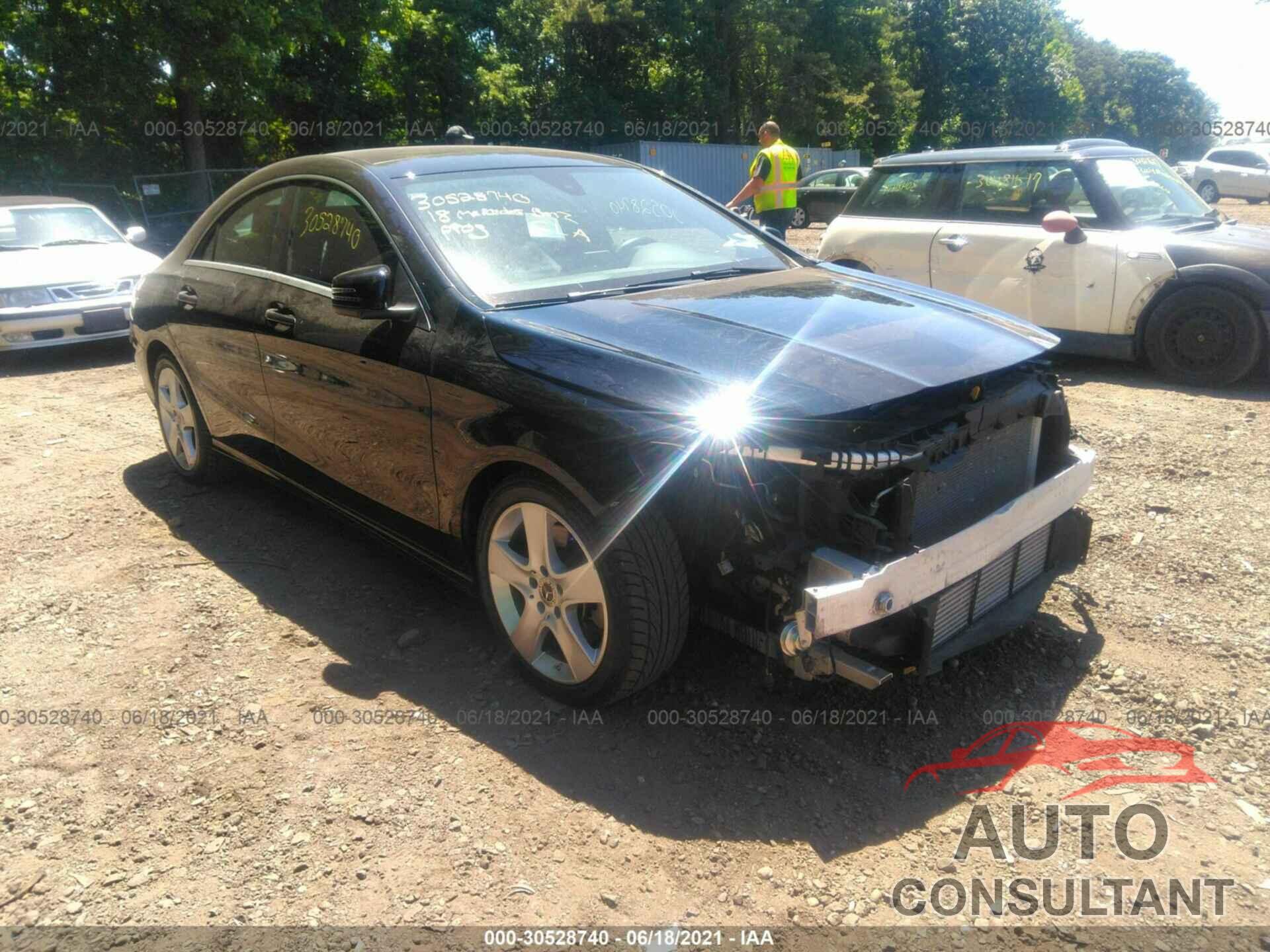 MERCEDES-BENZ CLA 2018 - WDDSJ4GB5JN641515