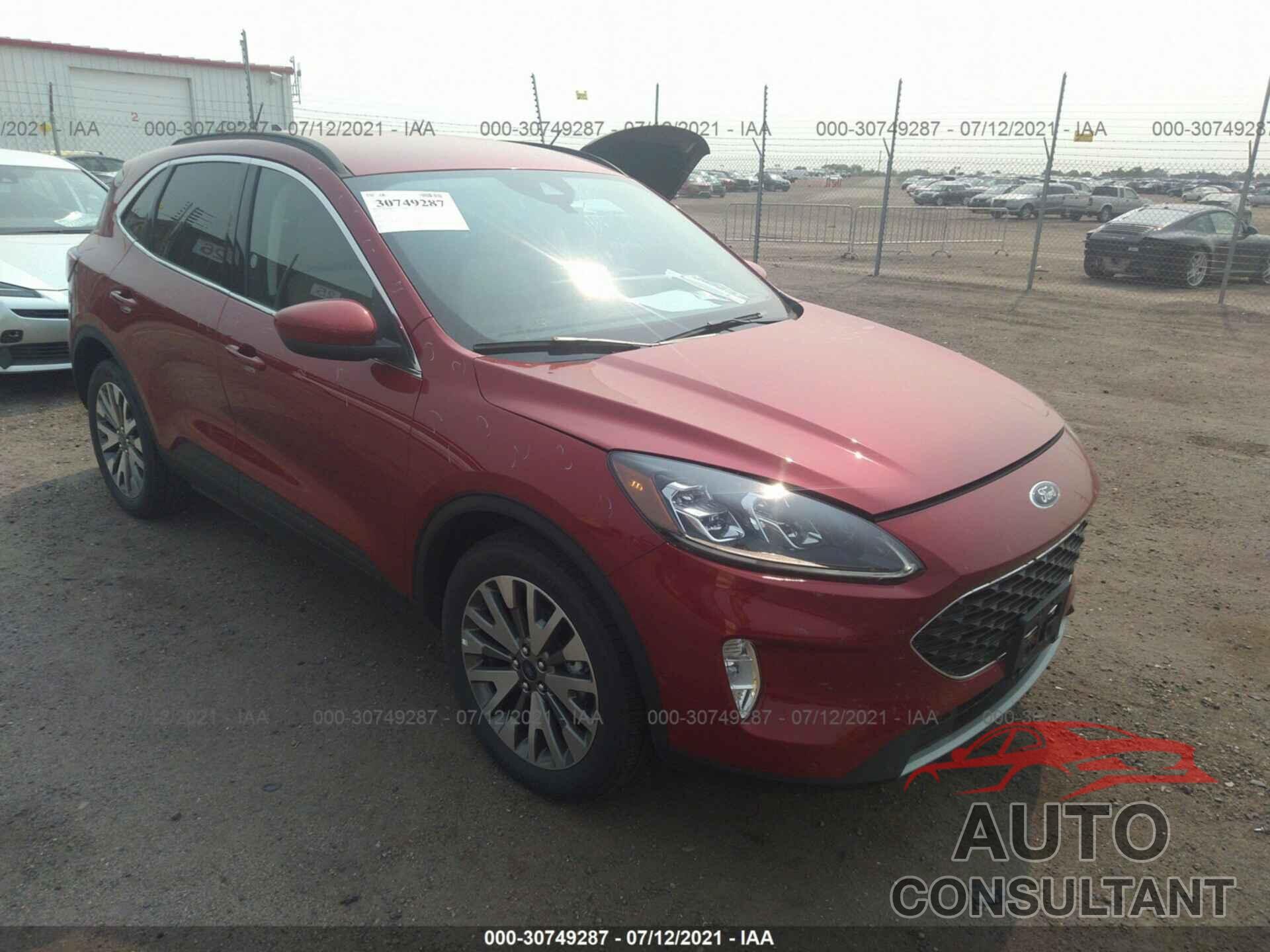 FORD ESCAPE 2021 - 1FMCU9J97MUA70642