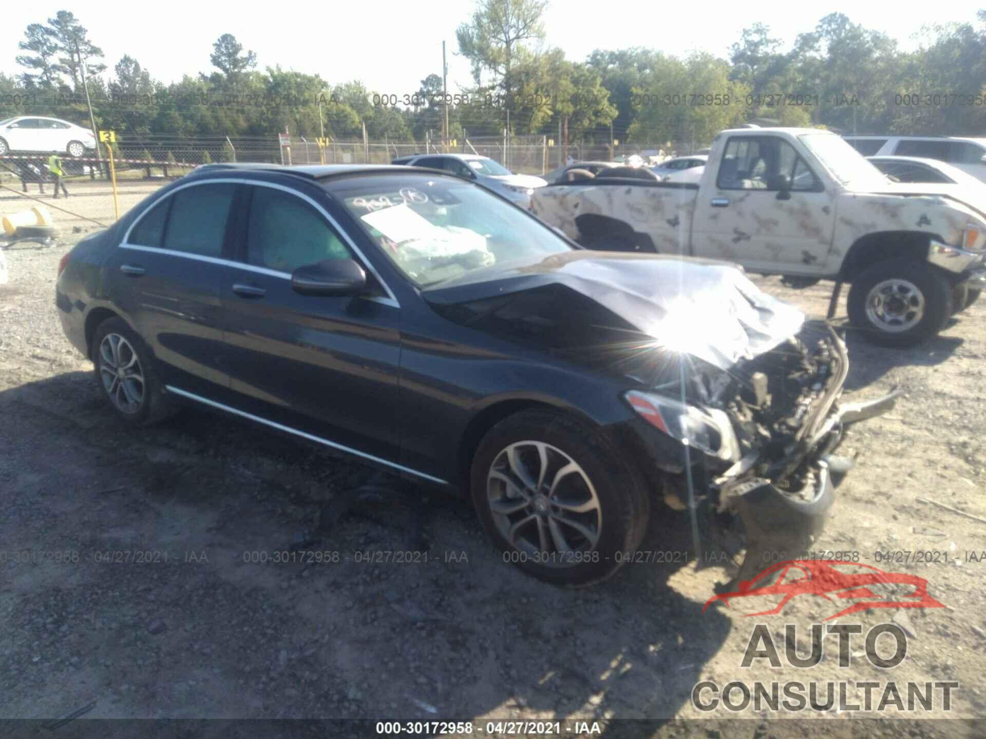 MERCEDES-BENZ C-CLASS 2016 - 55SWF4KB1GU142284