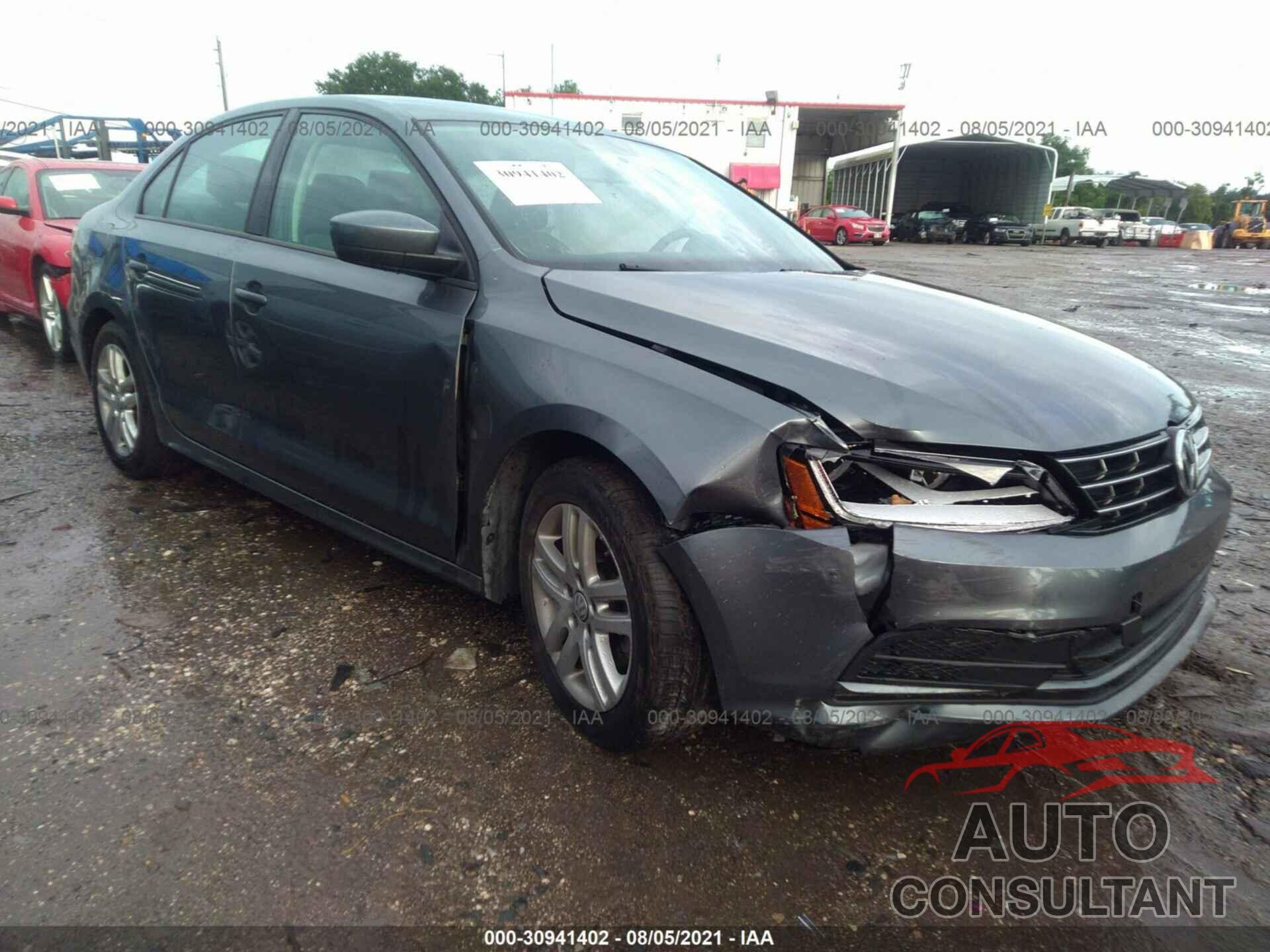 VOLKSWAGEN JETTA 2018 - 3VW2B7AJ6JM239356