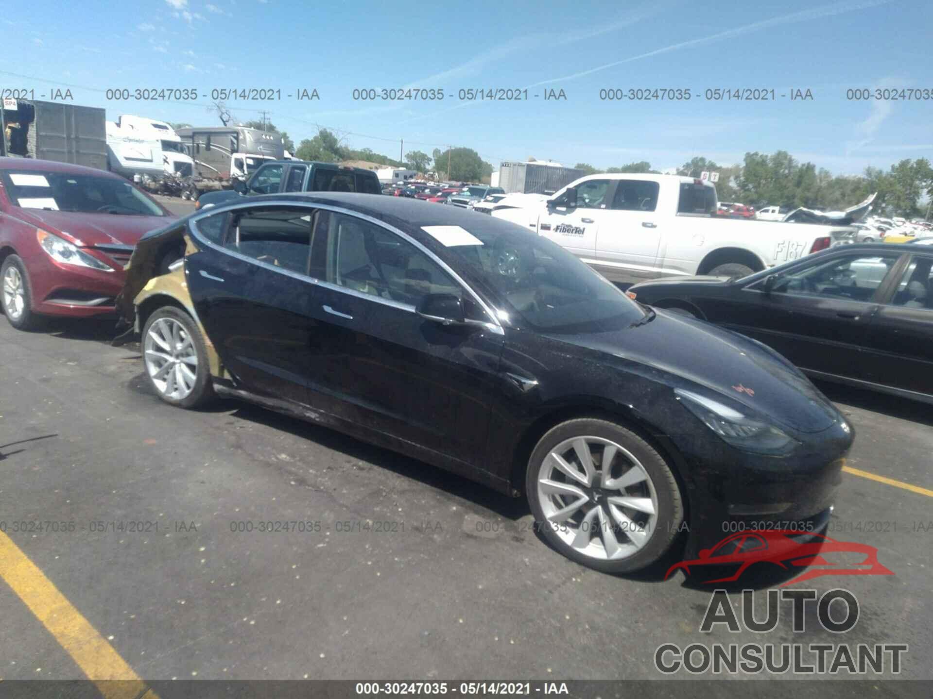 TESLA MODEL 3 2019 - 5YJ3E1EB3KF213947