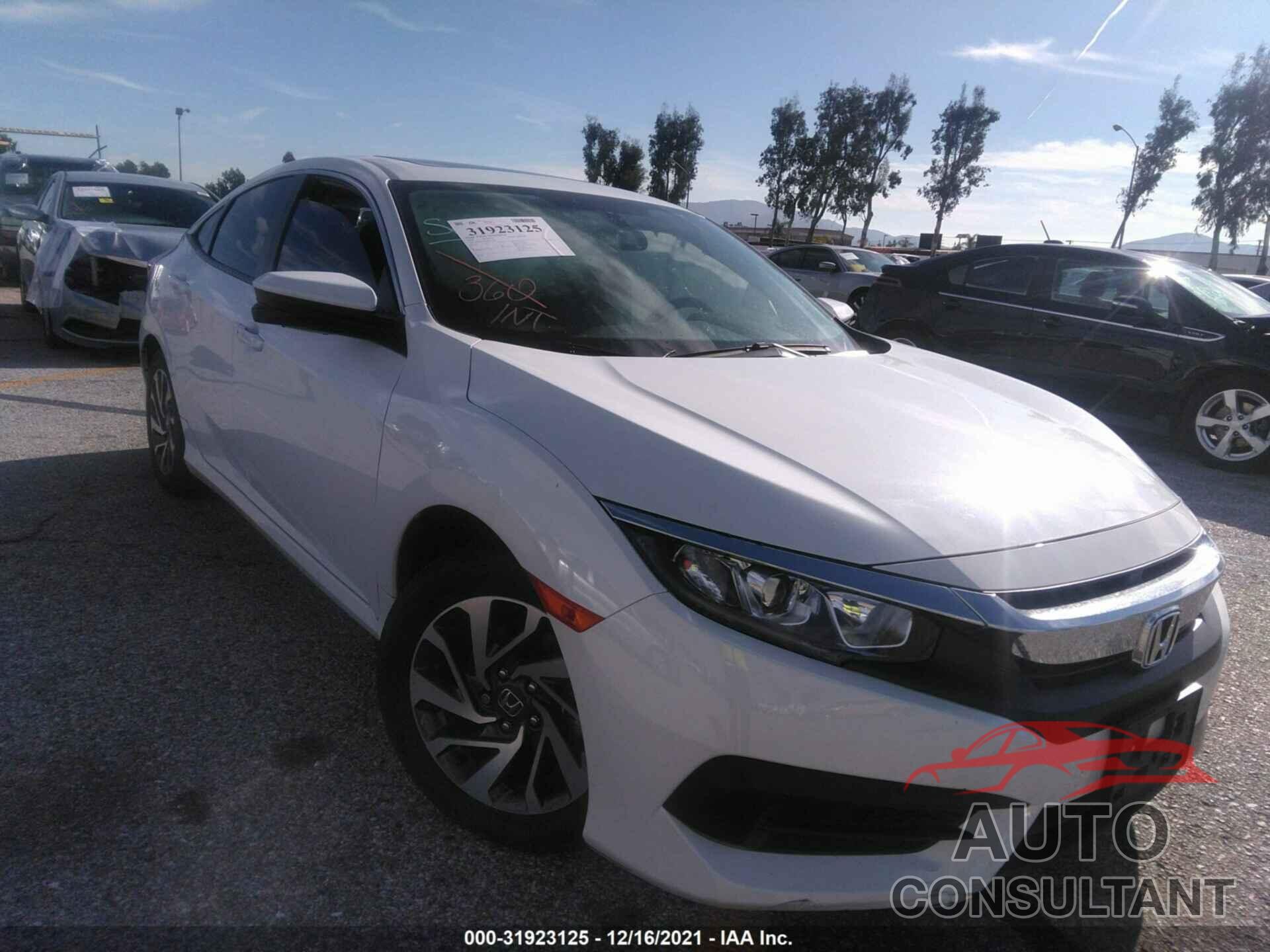 HONDA CIVIC SEDAN 2018 - 2HGFC2F7XJH555666