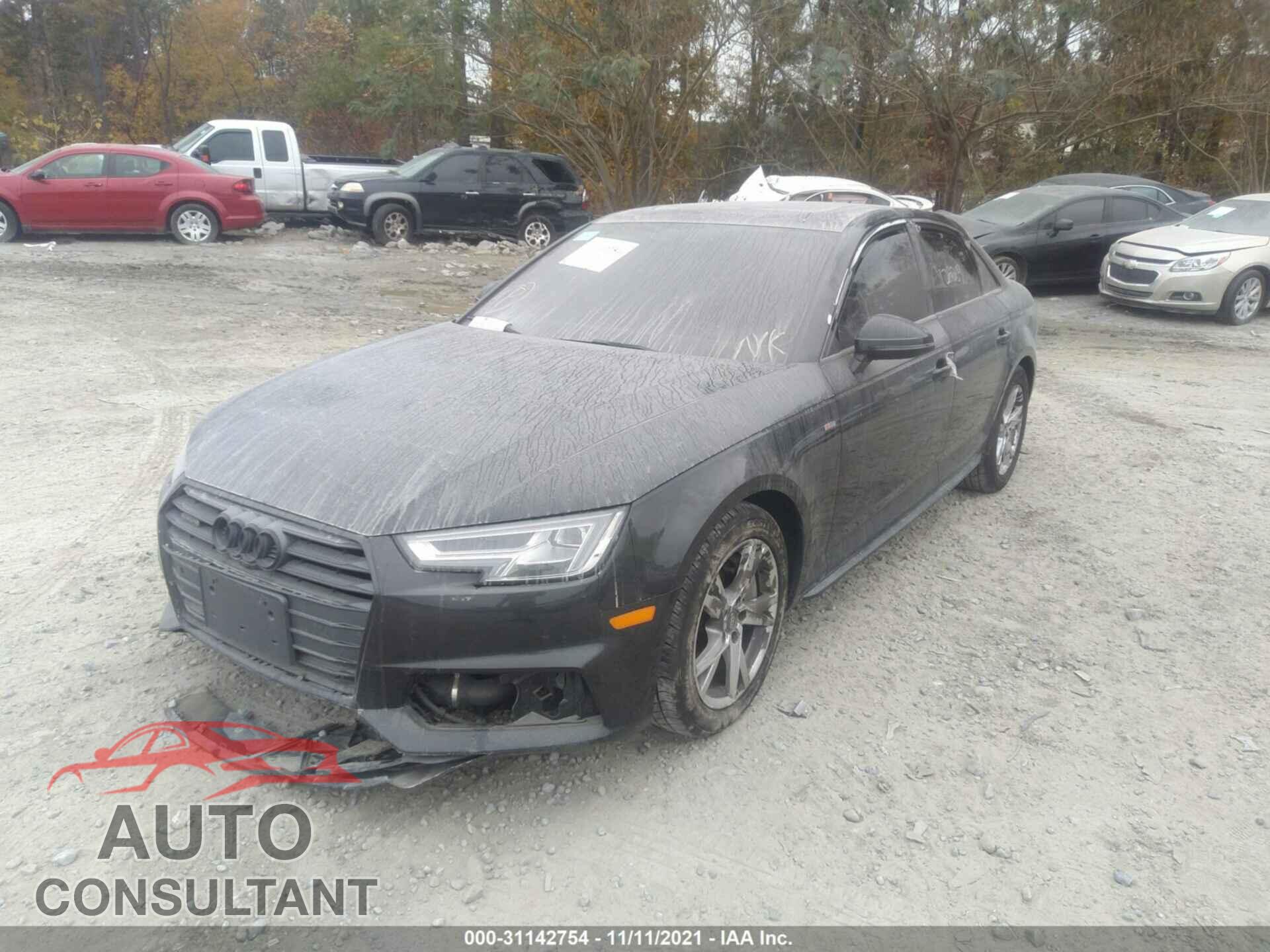 AUDI A4 2017 - WAUFNAF49HN032307