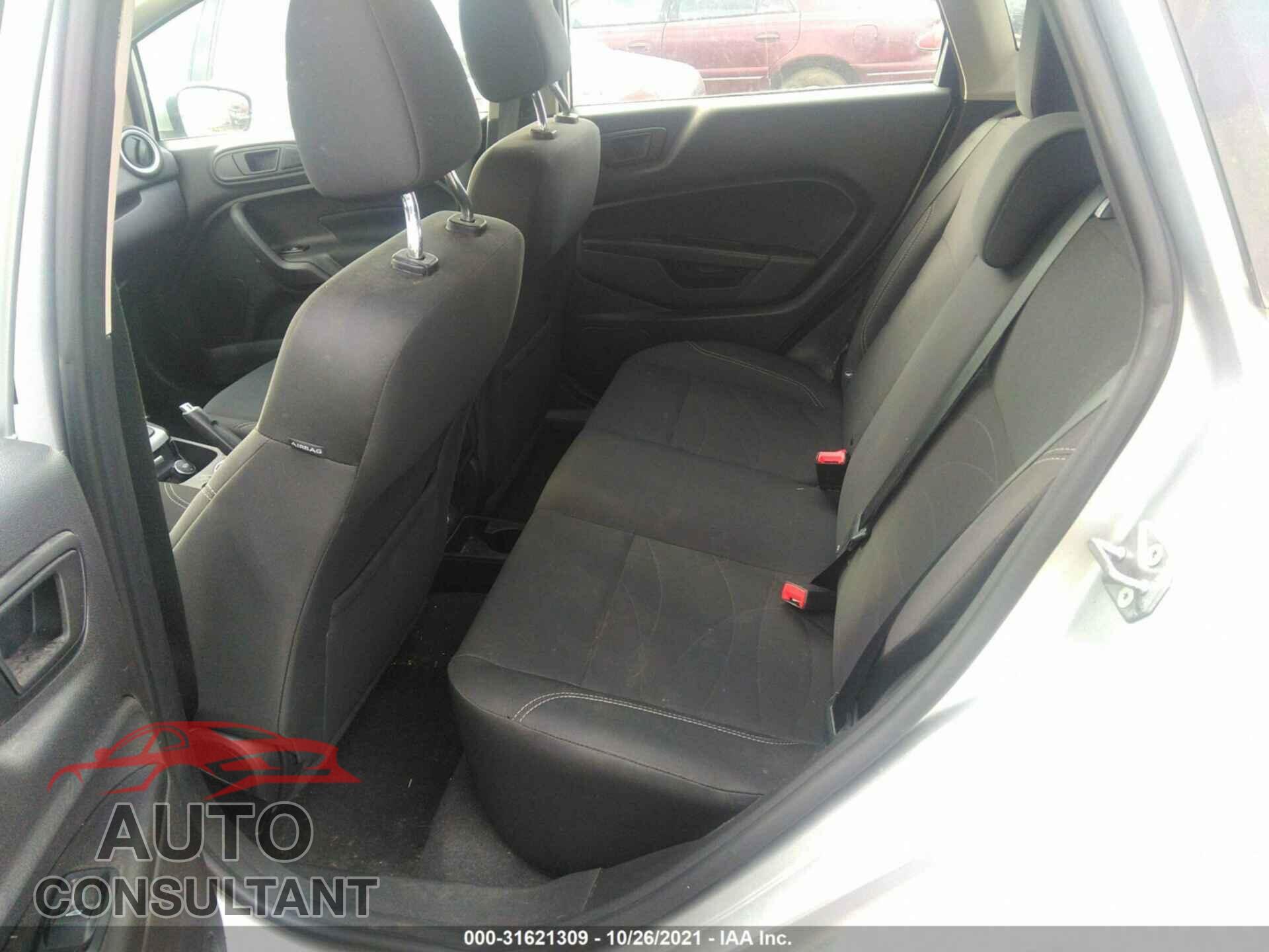 FORD FIESTA 2017 - 3FADP4EJXHM158480