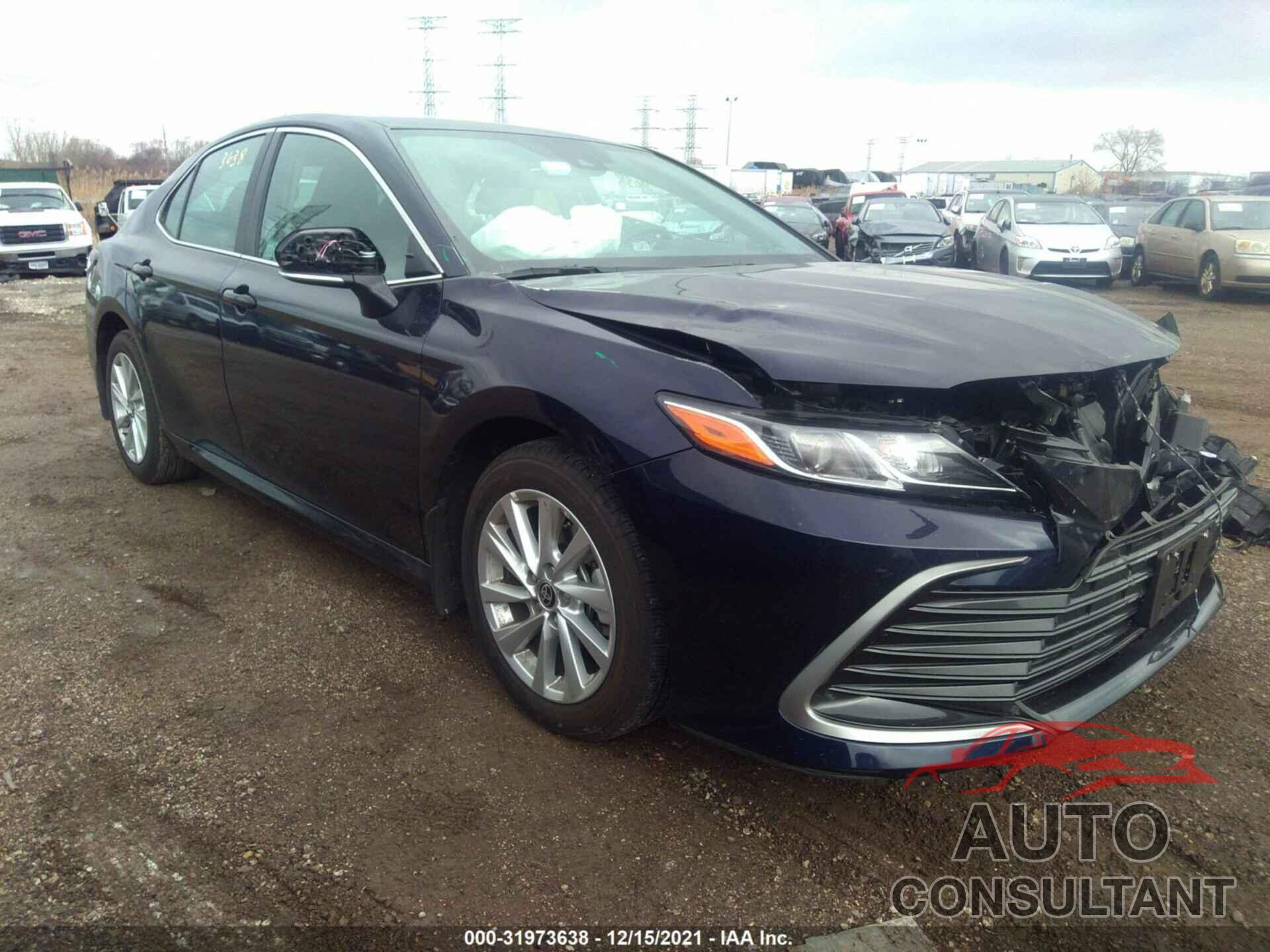 TOYOTA CAMRY 2021 - 4T1C11BK7MU023381