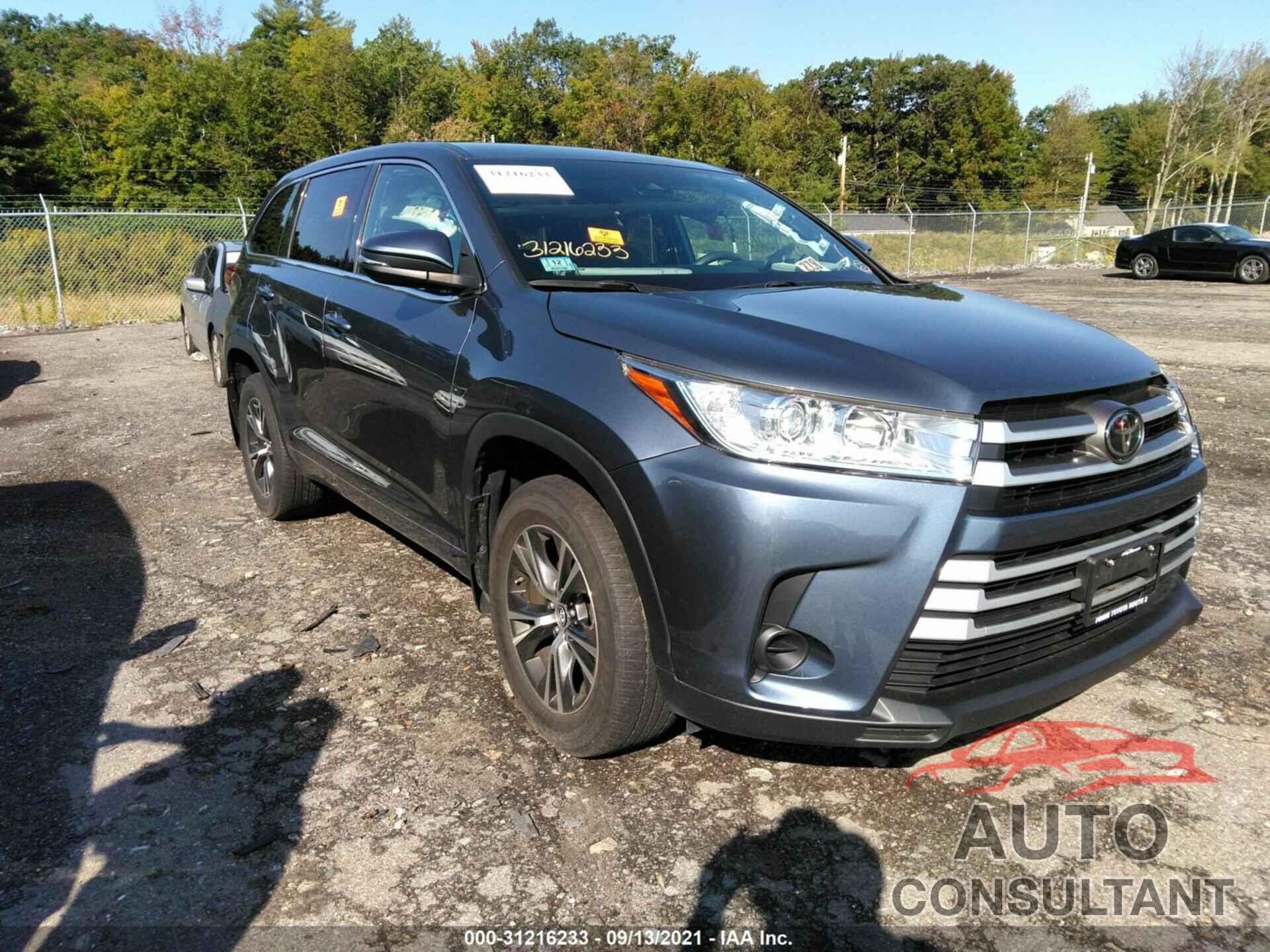 TOYOTA HIGHLANDER 2018 - 5TDBZRFH9JS890108