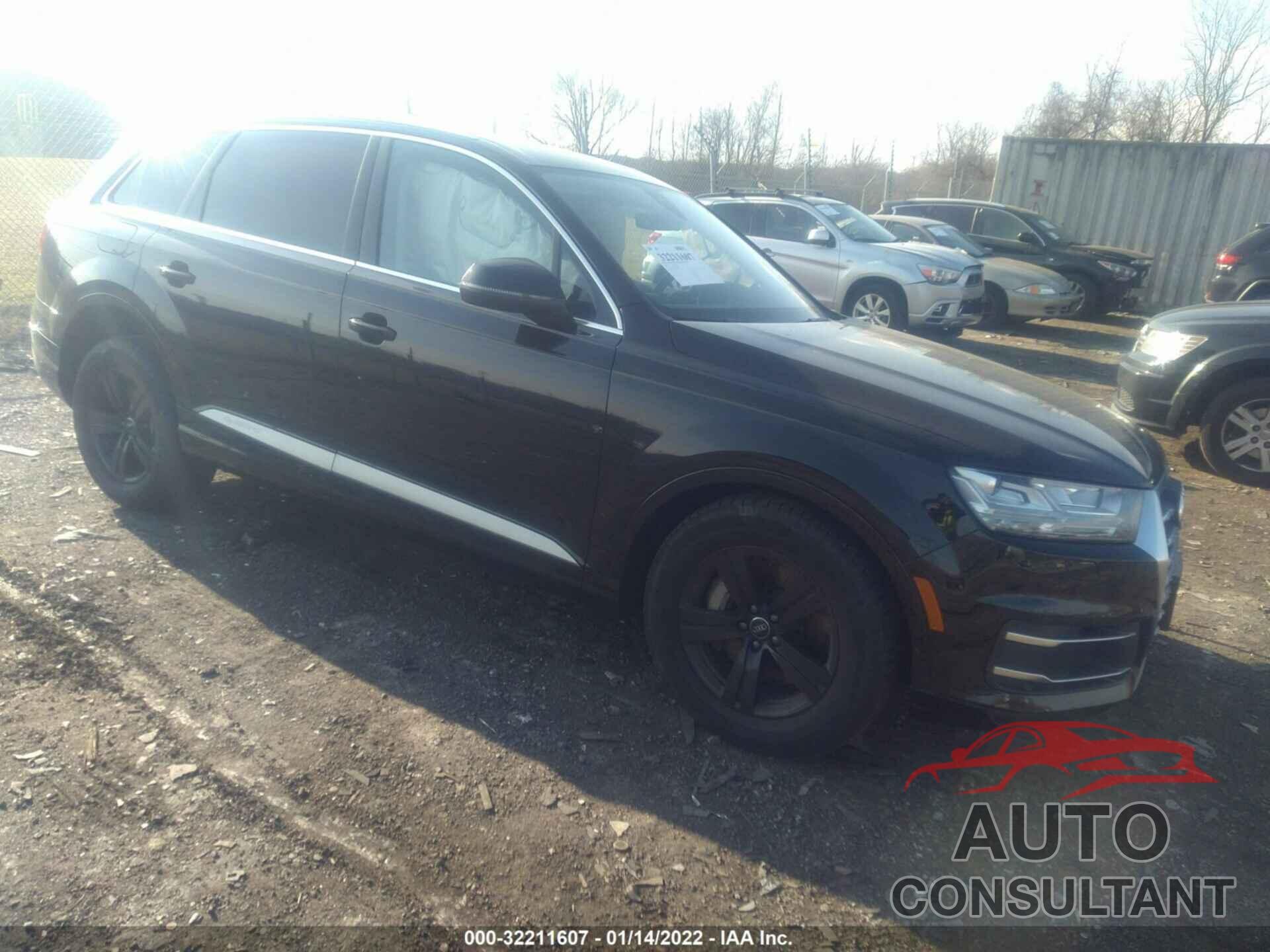 AUDI Q7 2019 - WA1LHAF71KD024328