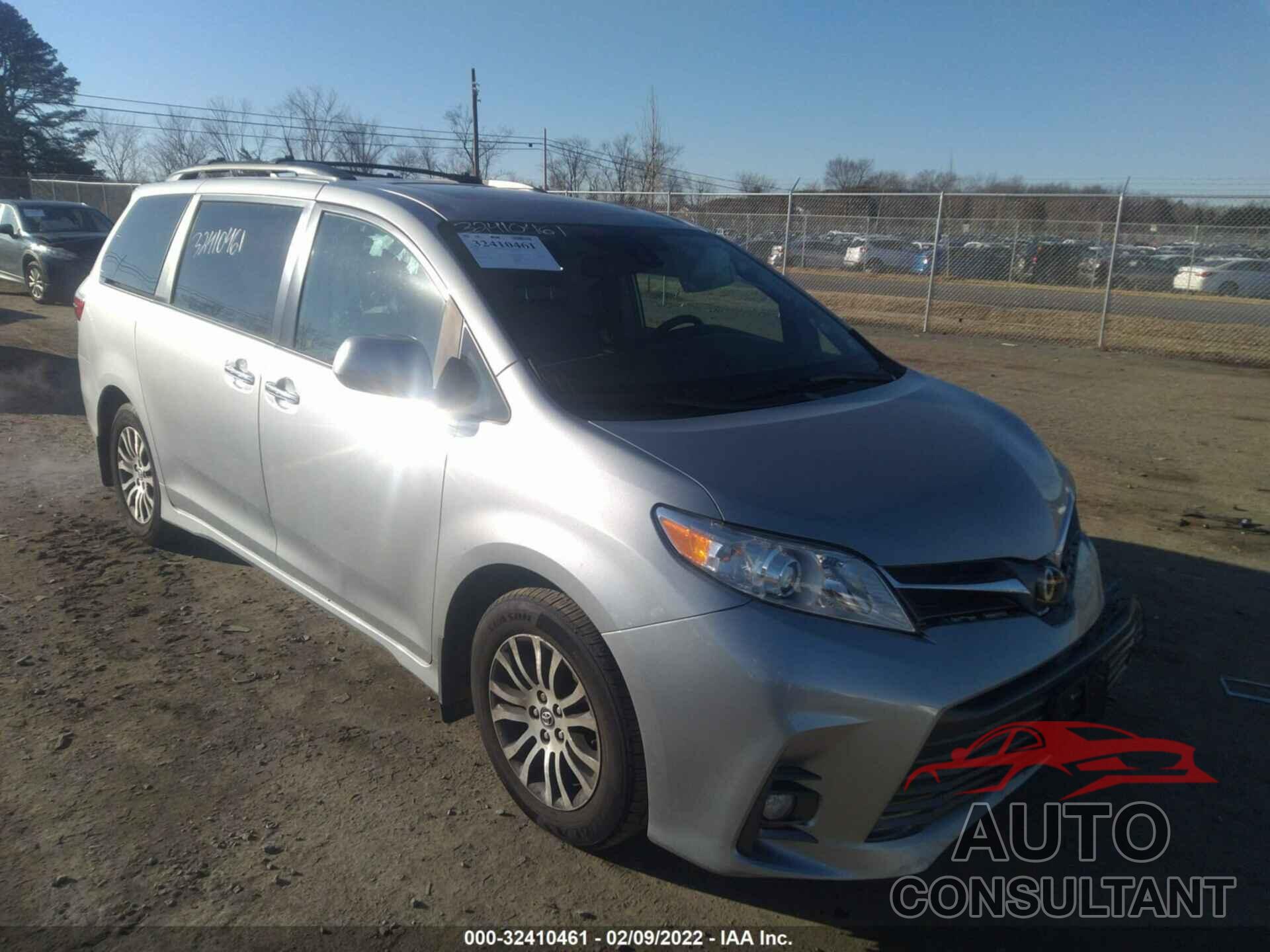 TOYOTA SIENNA 2019 - 5TDYZ3DC1KS973063