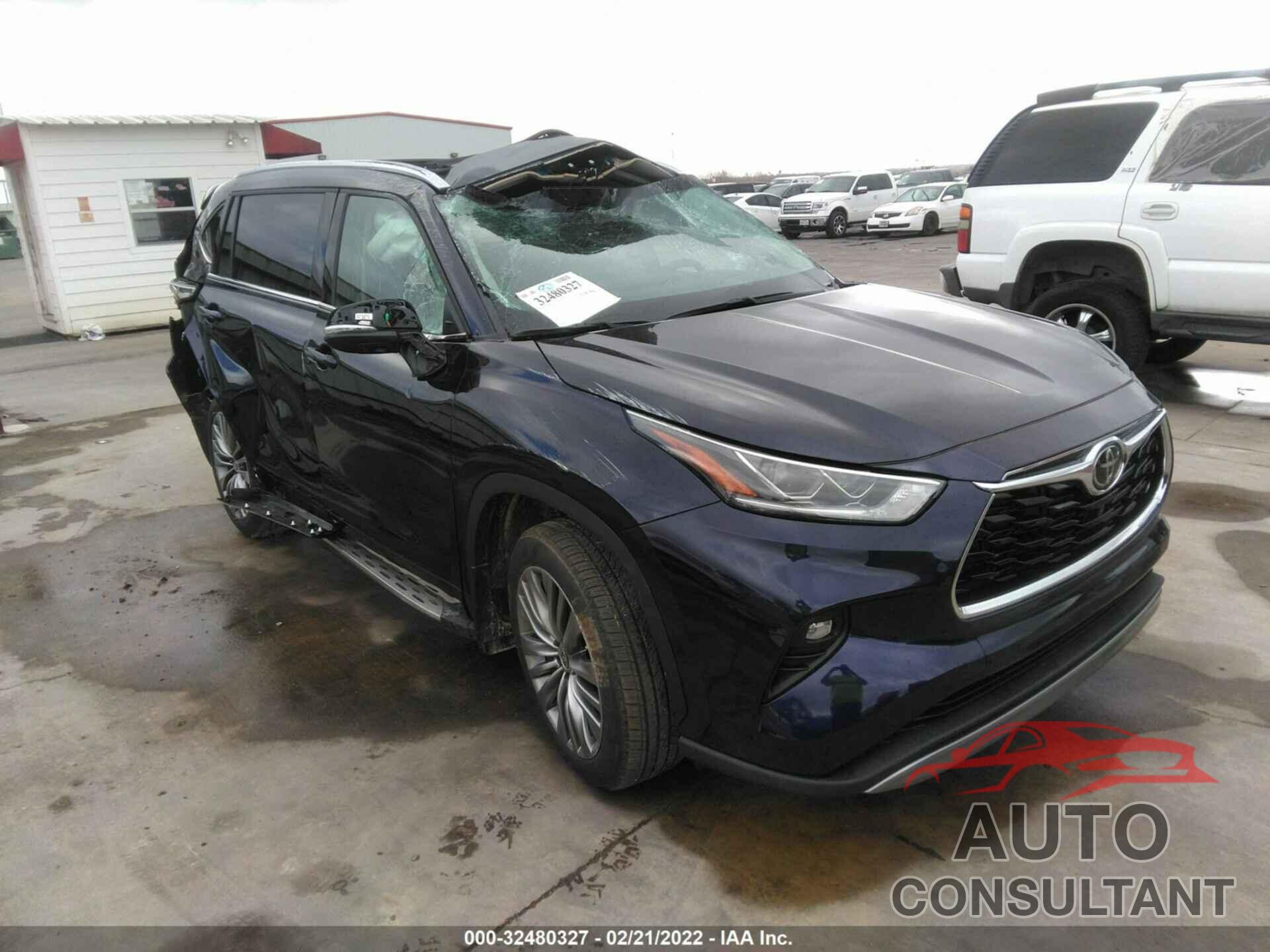 TOYOTA HIGHLANDER 2022 - 5TDFZRBH1NS180200