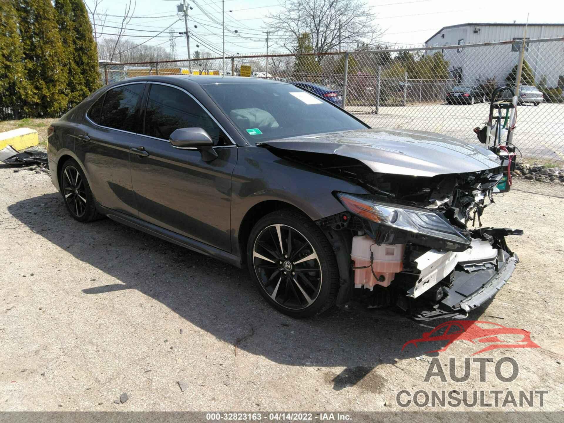 TOYOTA CAMRY 2019 - 4T1B61HK2KU203241