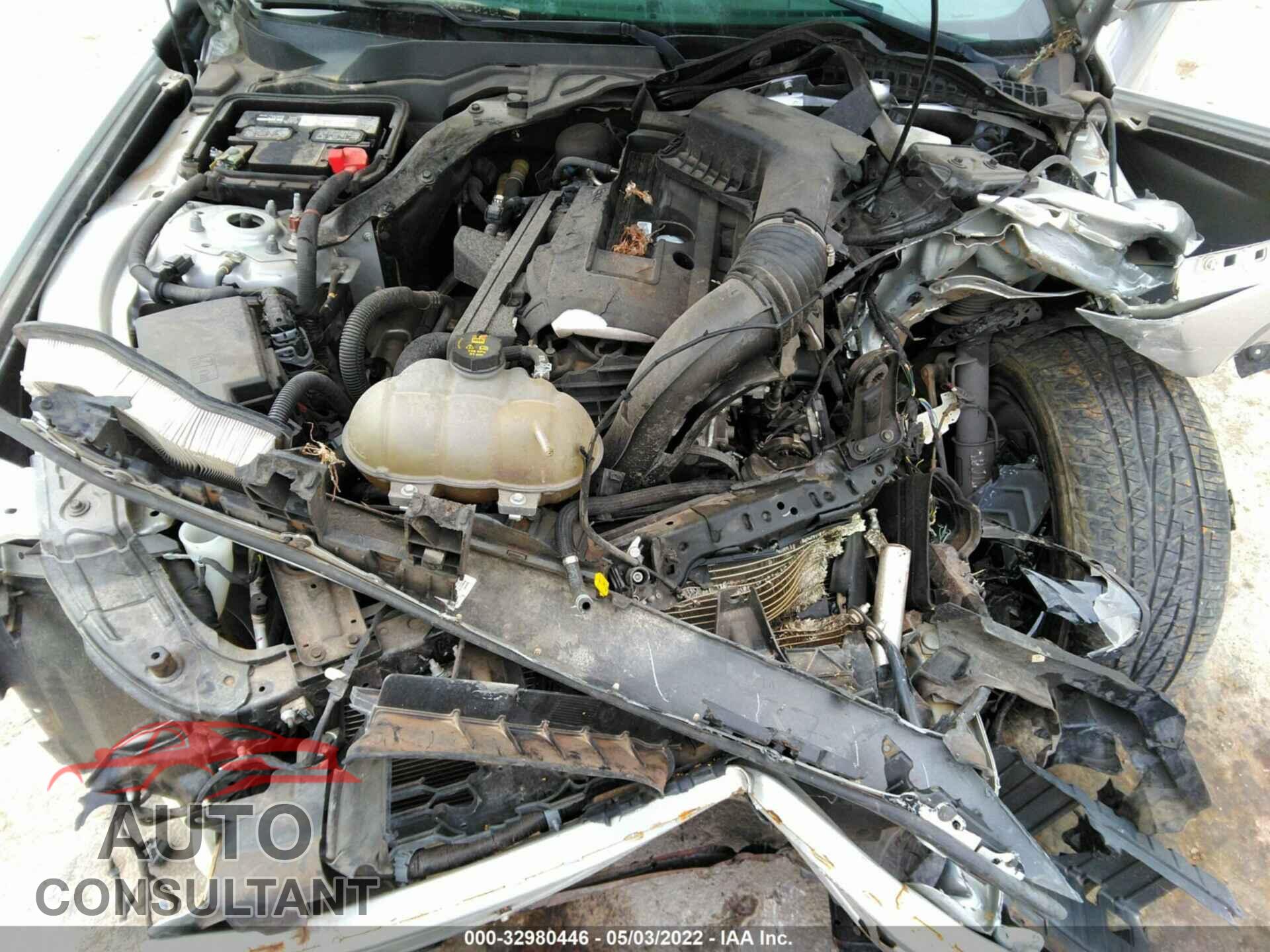 FORD MUSTANG 2018 - 1FATP8UH2J5111375