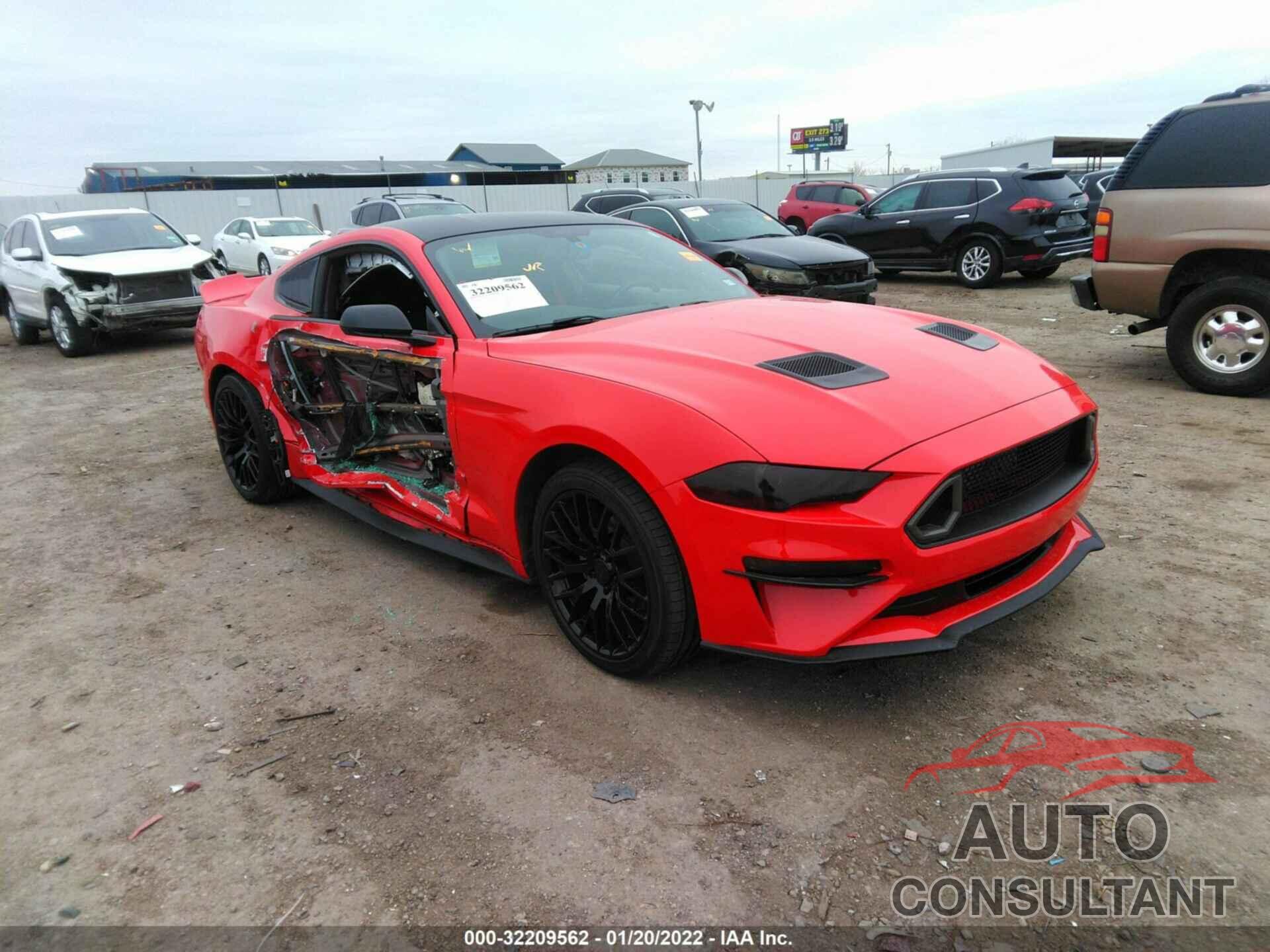 FORD MUSTANG 2019 - 1FA6P8TH2K5147616