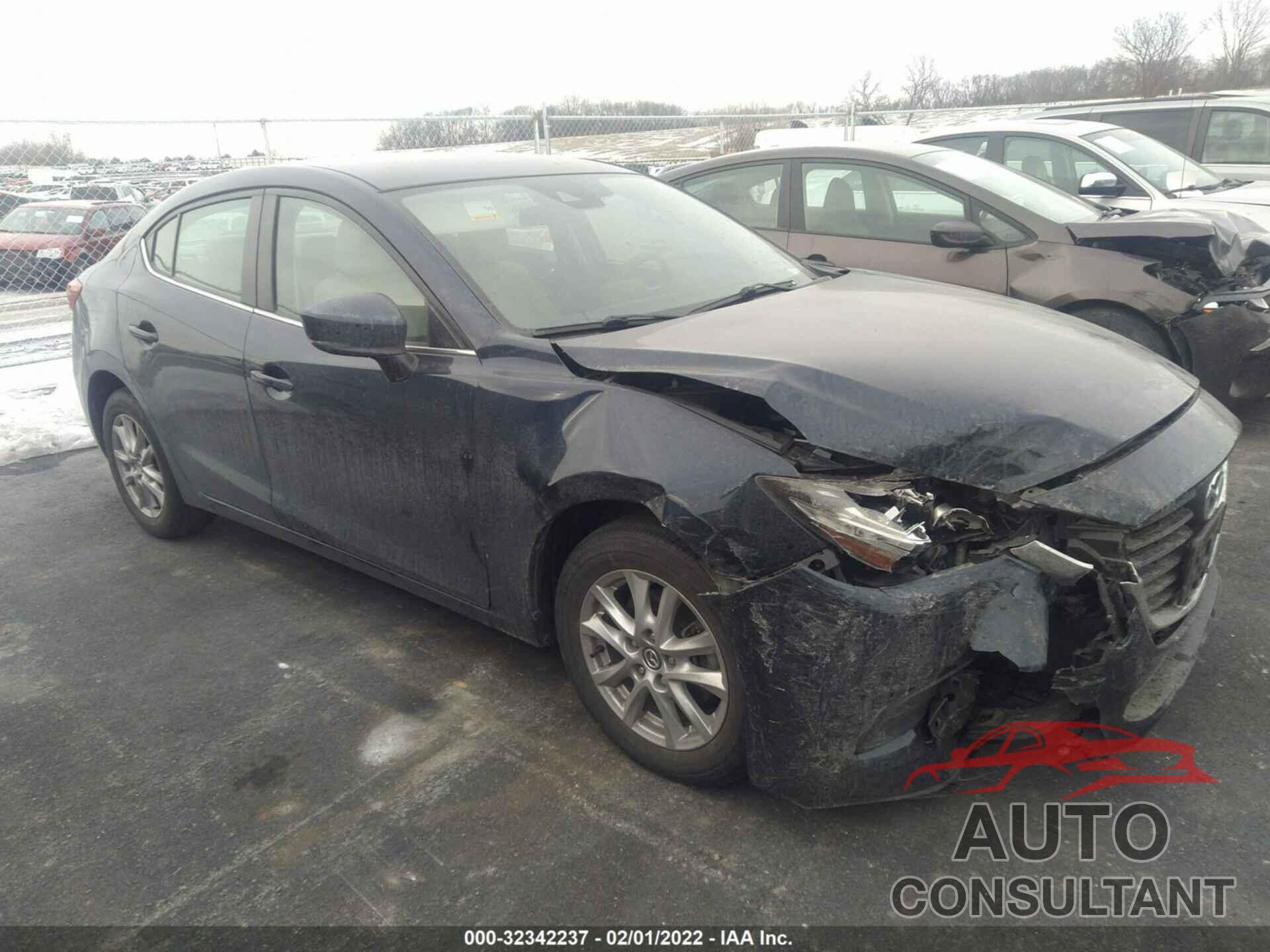 MAZDA MAZDA3 4-DOOR 2018 - 3MZBN1U77JM242724