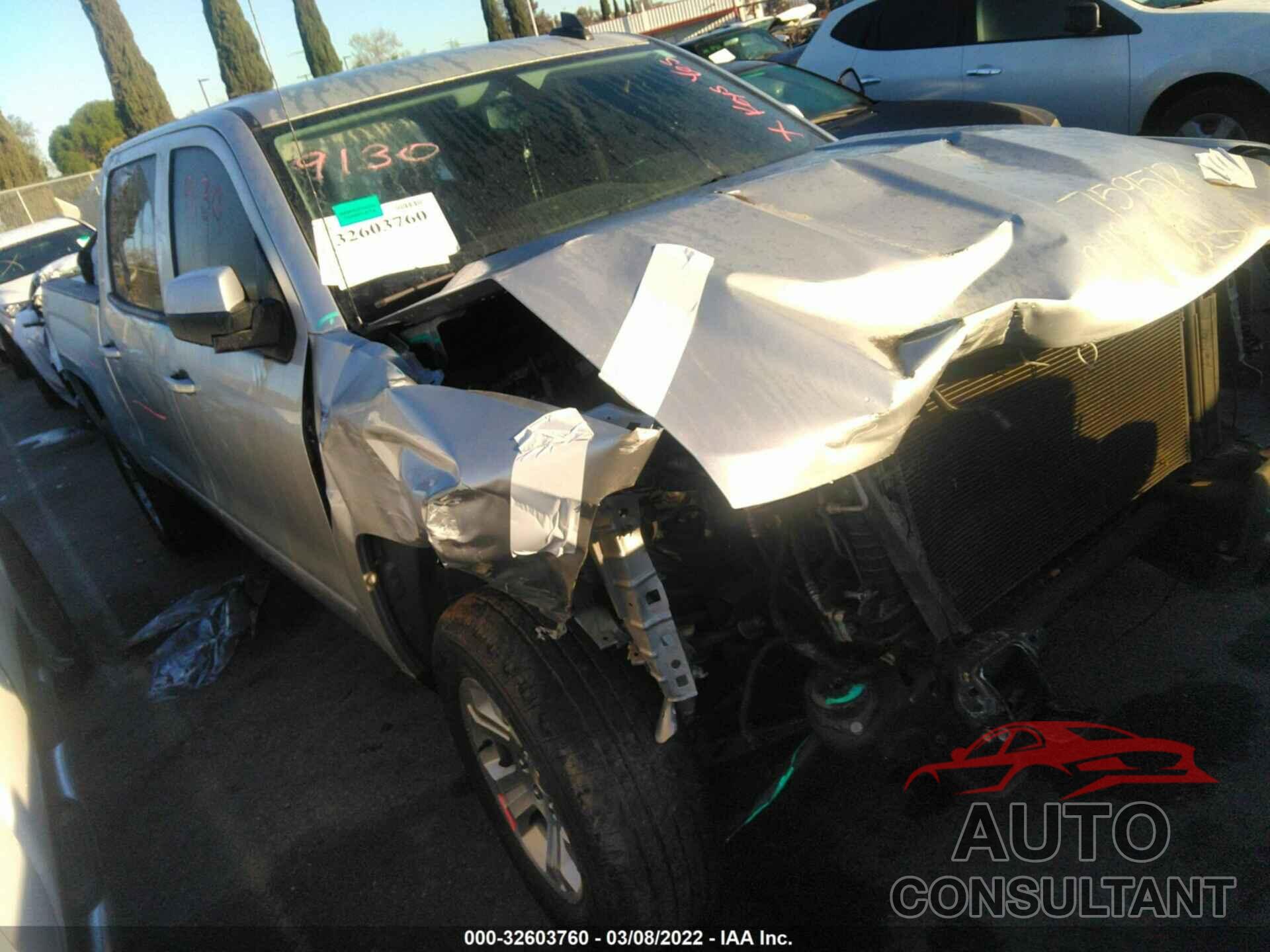 CHEVROLET SILVERADO 1500 2018 - 3GCUKREC2JG334627