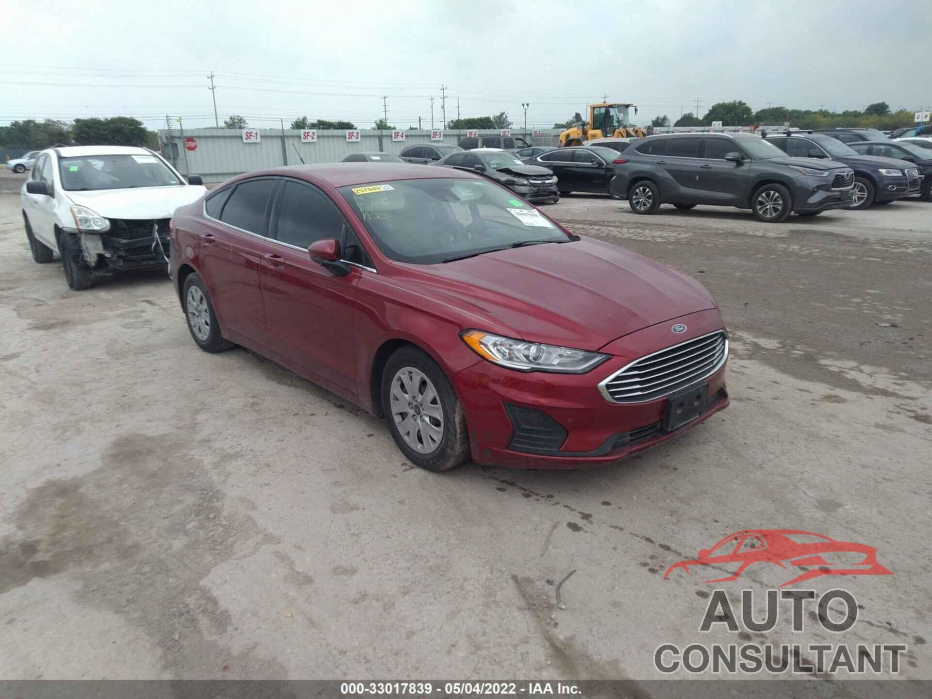 FORD FUSION 2019 - 3FA6P0G79KR198840