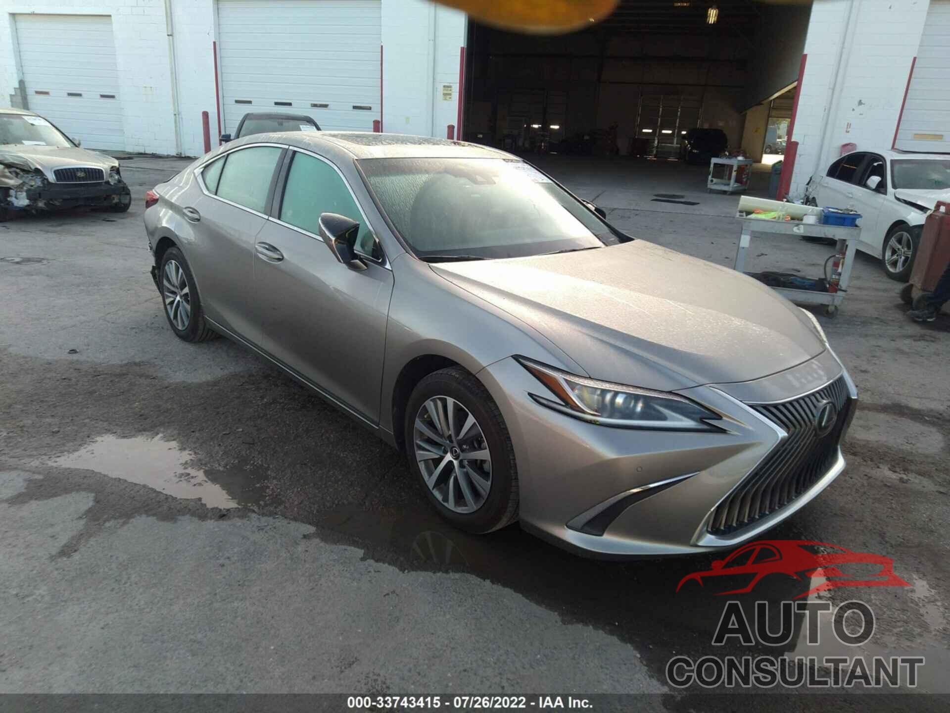 LEXUS ES 2020 - 58ADZ1B17LU077680